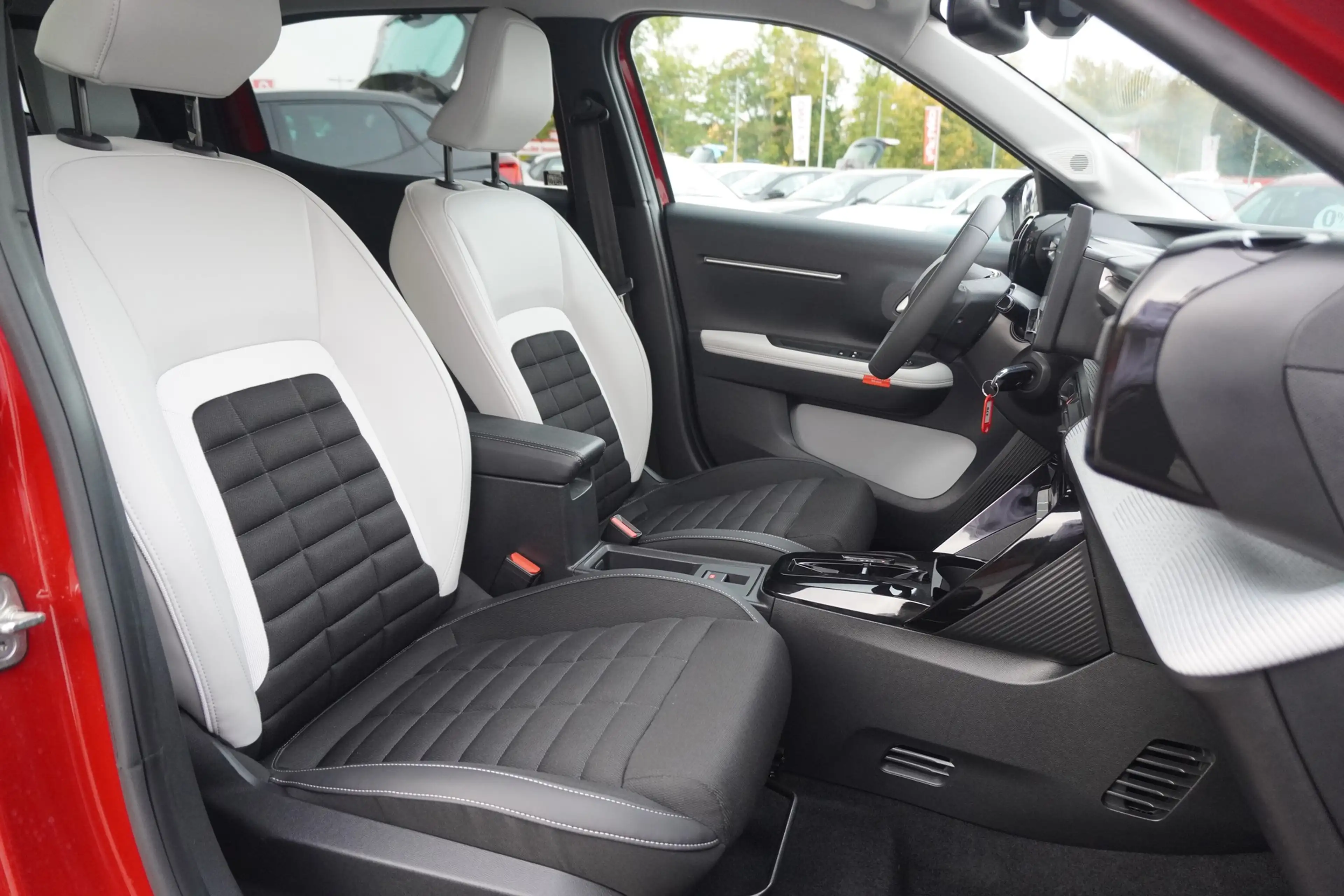 Citroen C3 Aircross ë 113 MAX Elektro LED Navi Totwinkel — photo 15