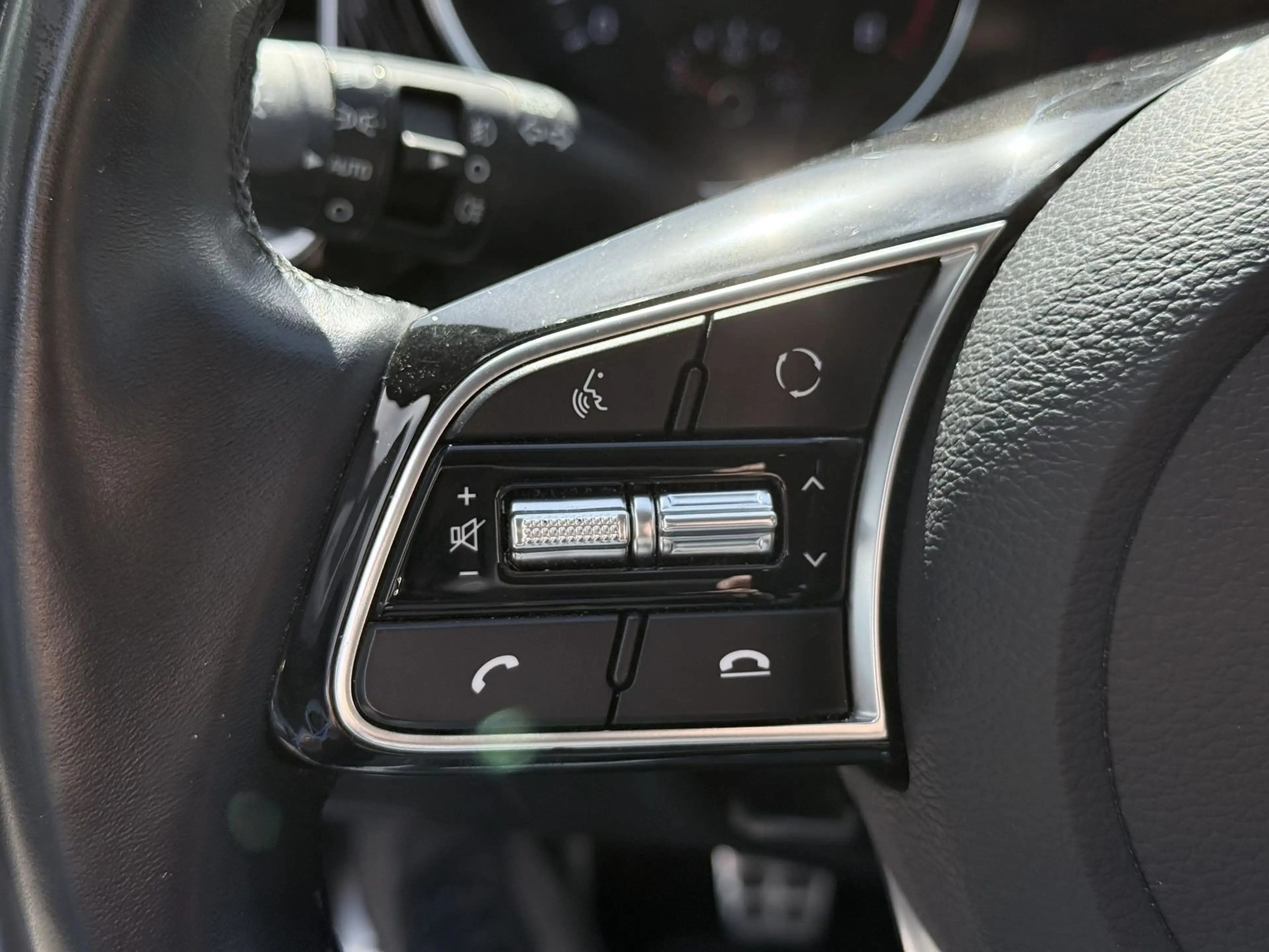 Kia Ceed / cee'd T-GDi More ISG — photo 10