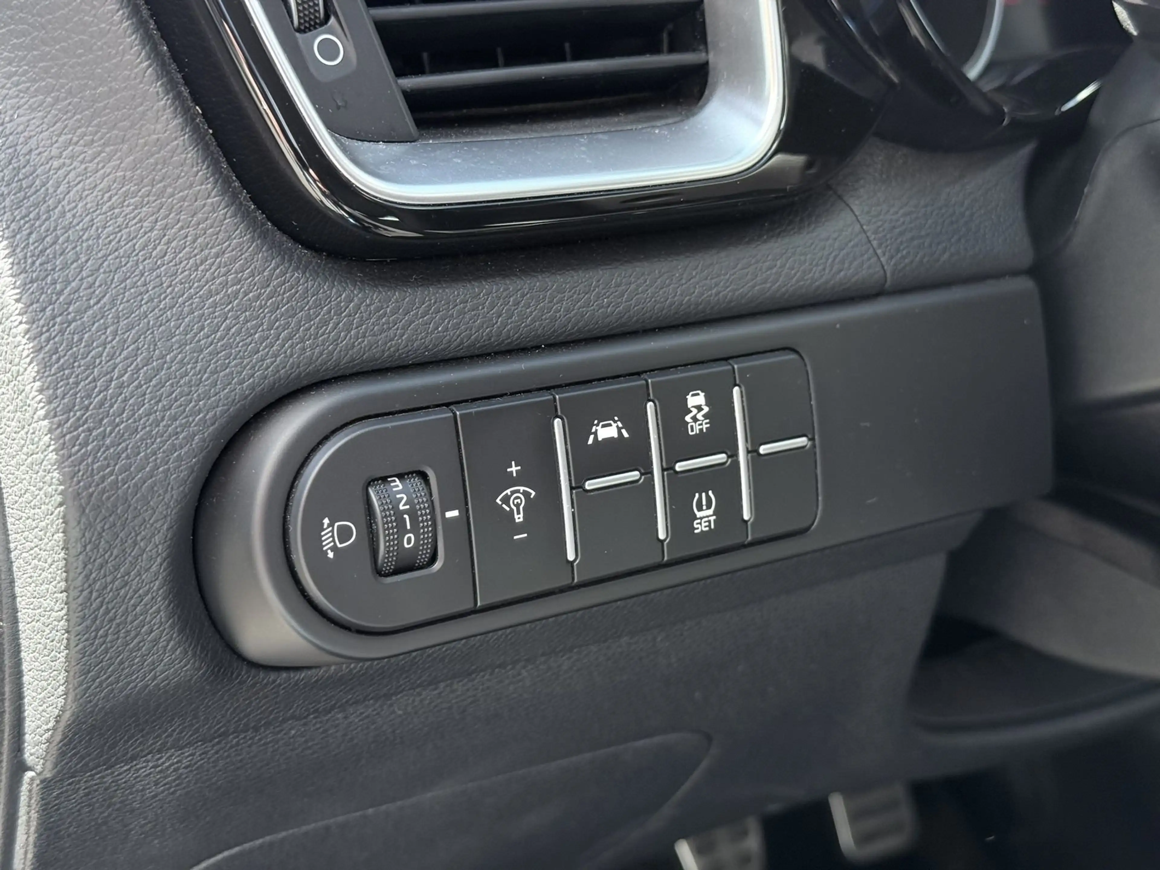 Kia Ceed / cee'd T-GDi More ISG — photo 7