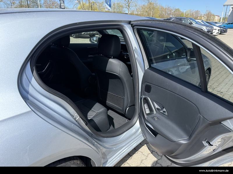 Mercedes-Benz A 180 A 180 Kompakt Progressive/Multibeam/AHK/360° SHZ — photo 11
