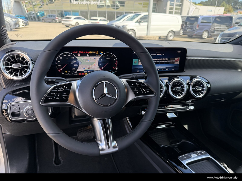 Mercedes-Benz A 180 A 180 Kompakt Progressive/Multibeam/AHK/360° SHZ — photo 12