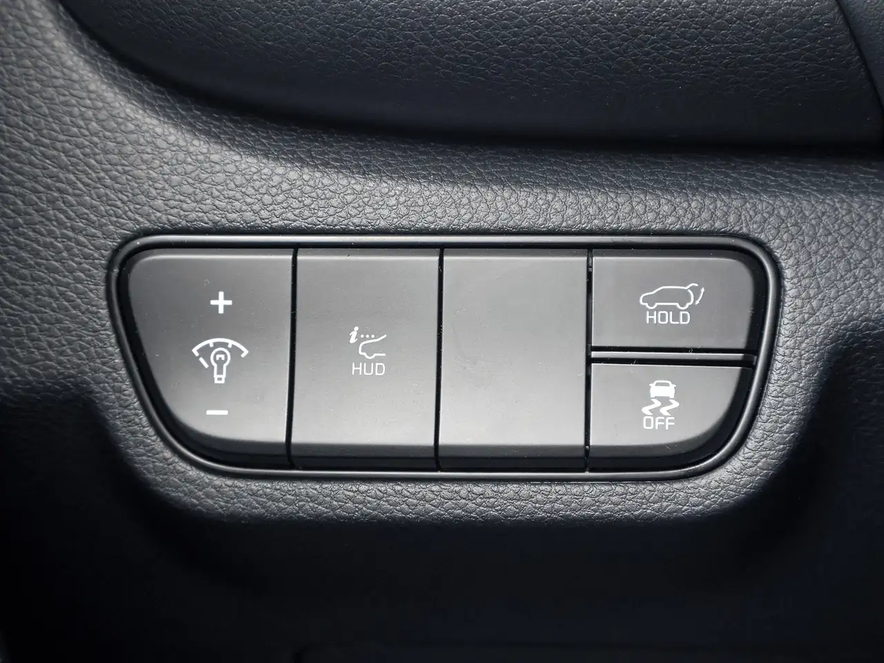 Kia Seltos снимка Kia Seltos