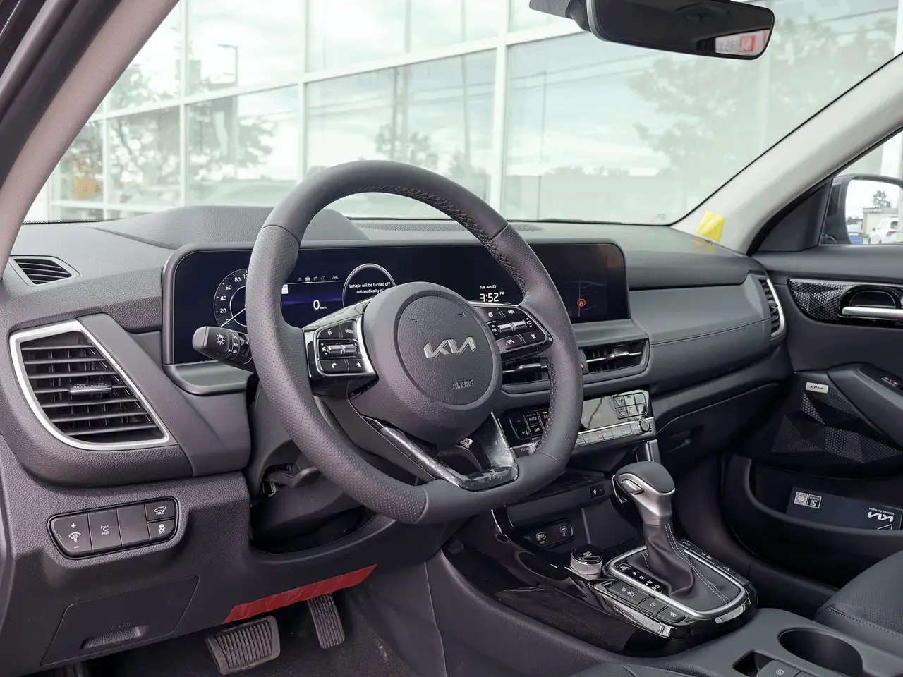 Kia Seltos снимка Kia Seltos