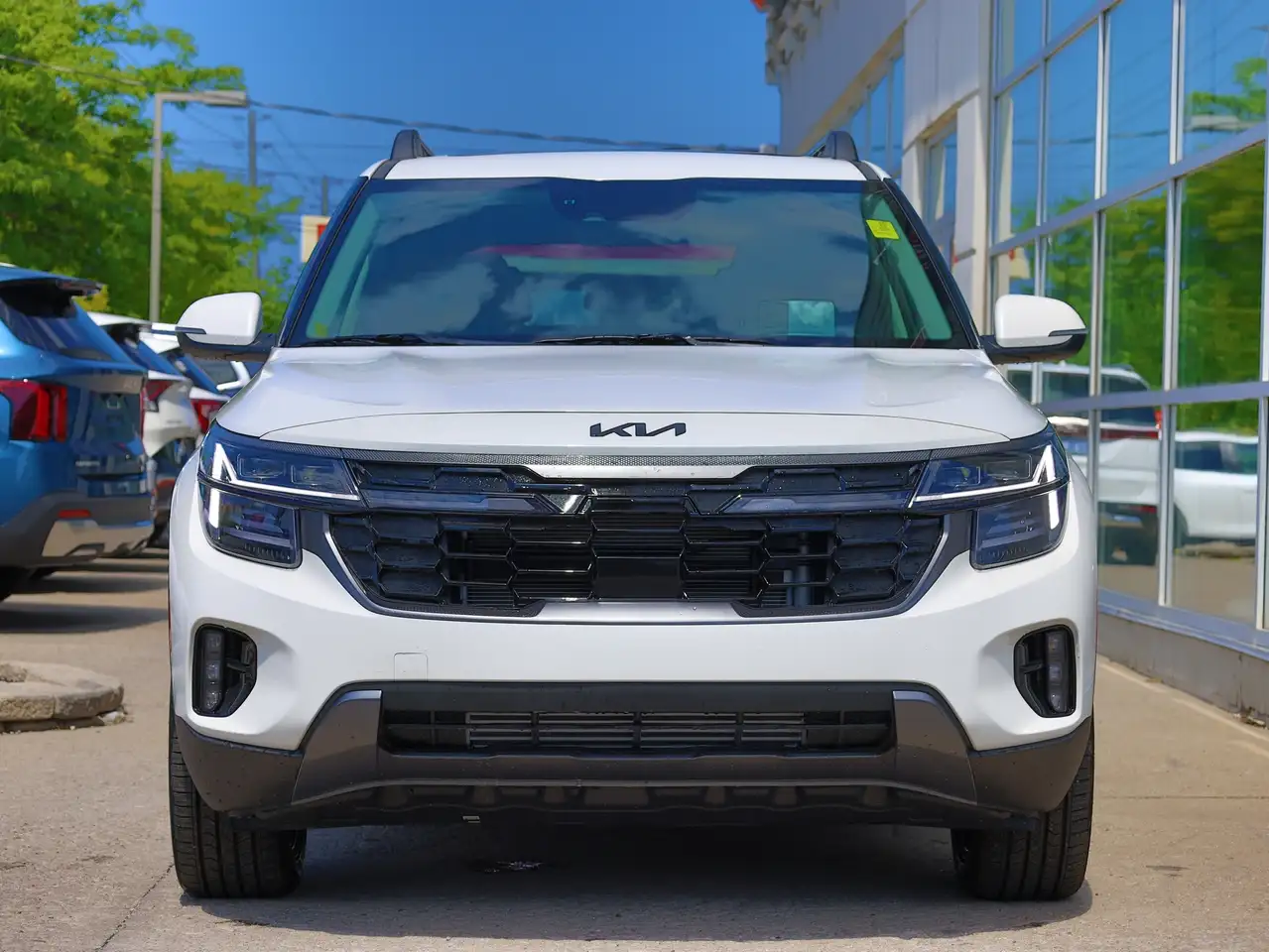 Kia Seltos снимка Kia Seltos