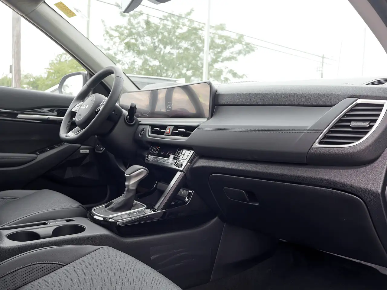 Kia Seltos снимка Kia Seltos