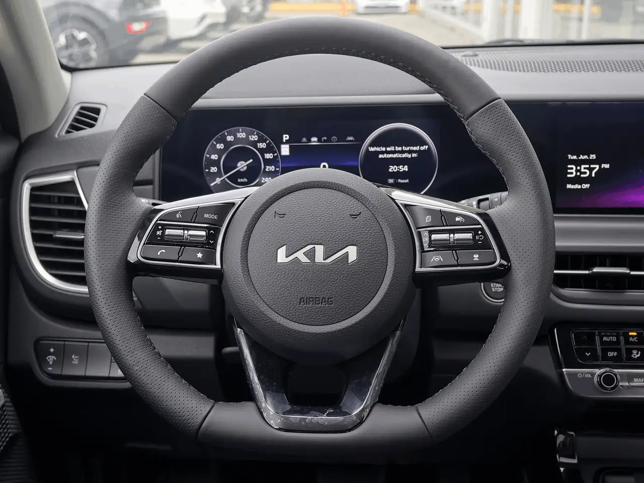 Kia Seltos снимка Kia Seltos