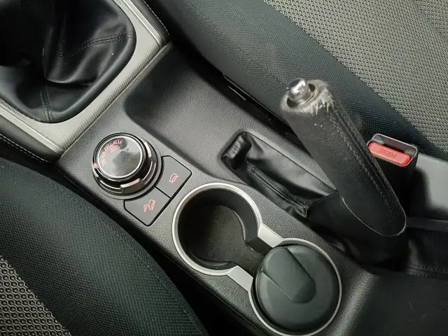 Mitsubishi L200 view 15