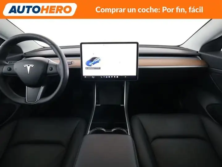 Tesla Model 3 2019, foto 14