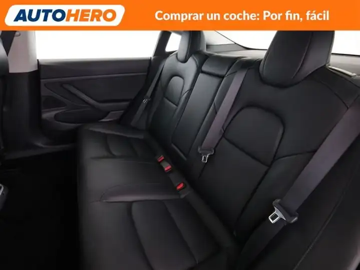 Tesla Model 3 2019, foto 16