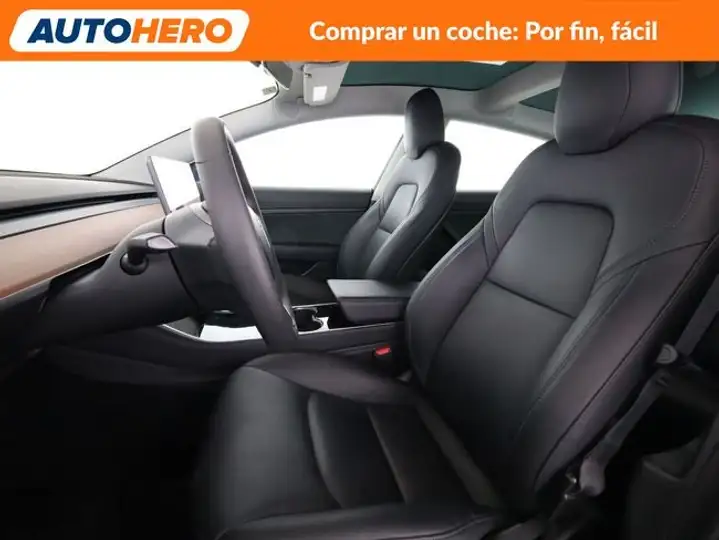 Tesla Model 3 2019, foto 12