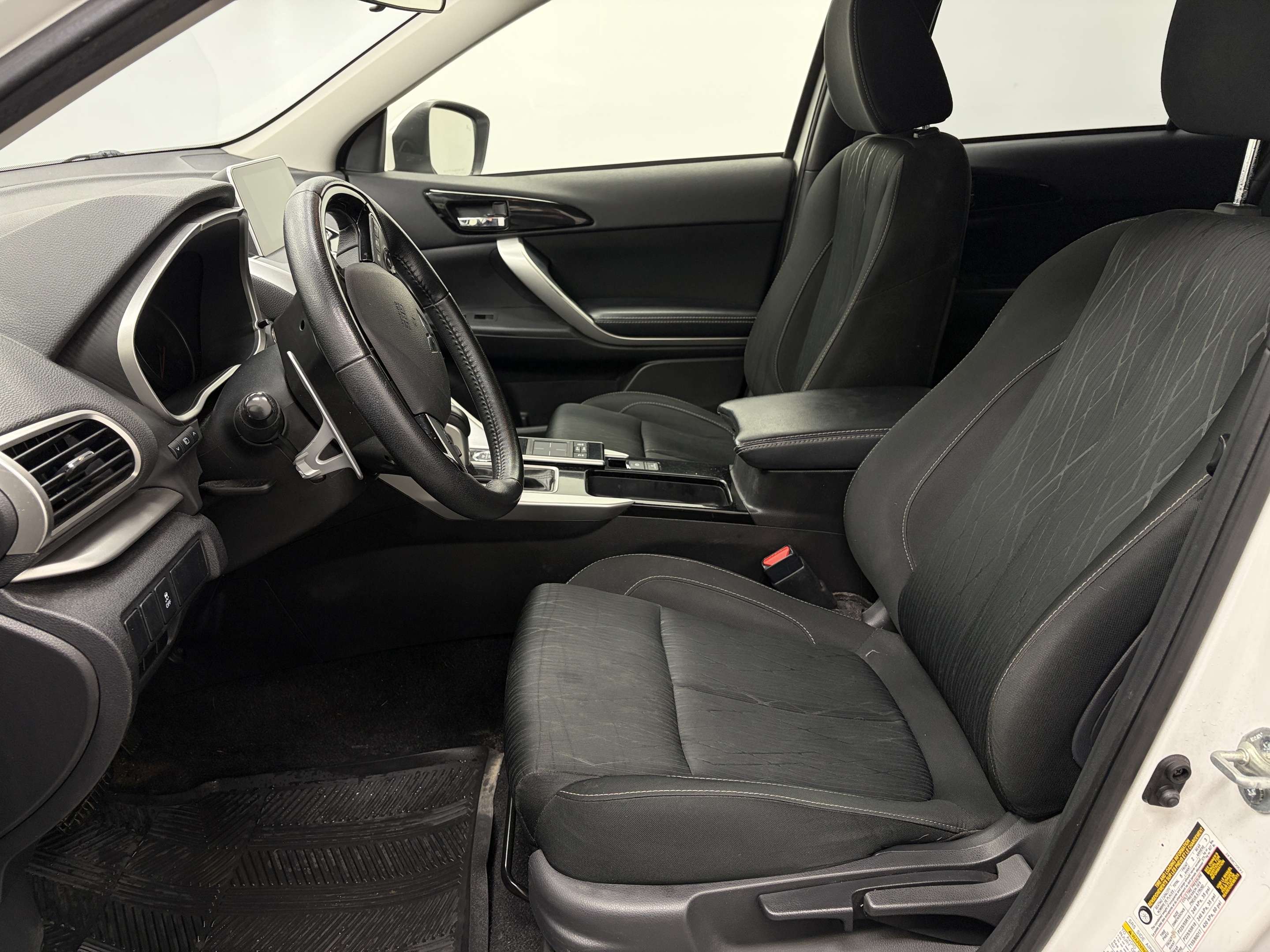 2019 Mitsubishi Eclipse Cross SE AWD CARPLAY, CAMERA, SIÈGES CHAUFFANTS — снимка 1