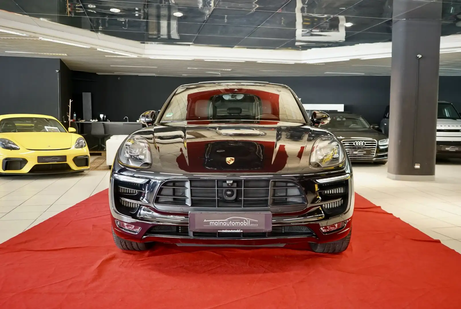 Porsche Macan GTS 21" PDLS+ ACC Sport Pano Keyless Luft Siyah - 2