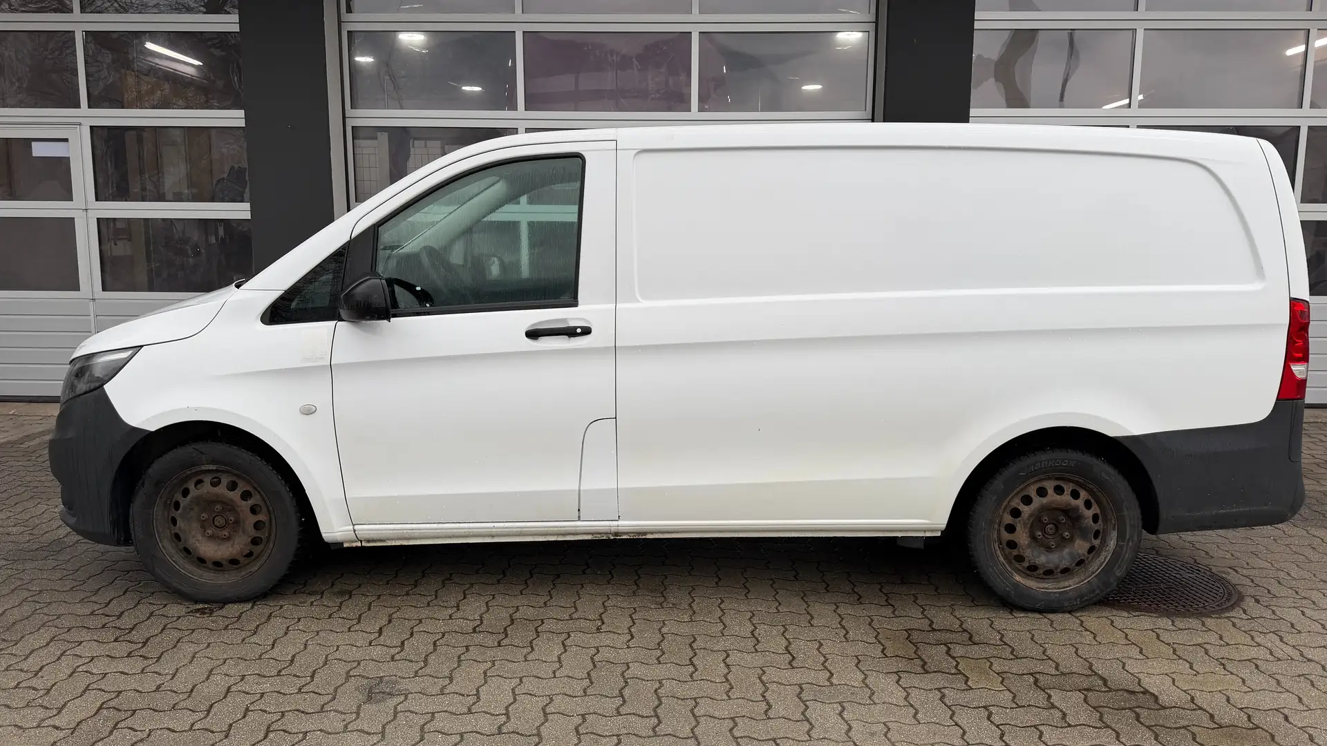 Mercedes-Benz Vito 114/116 CDI, 119 CDI/BT 4x4 lang Weiß - 2