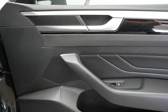 Volkswagen Arteon view 10
