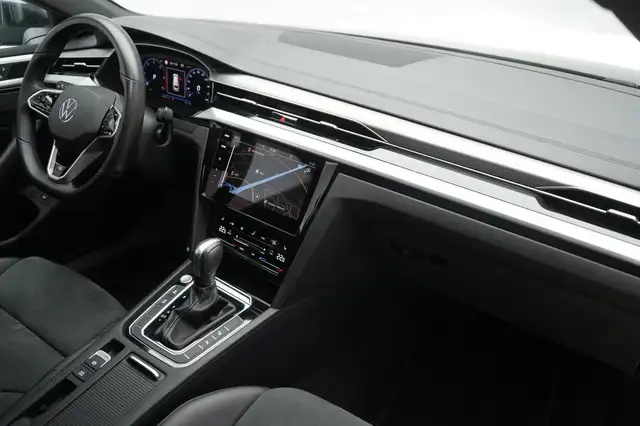 Volkswagen Arteon view 8