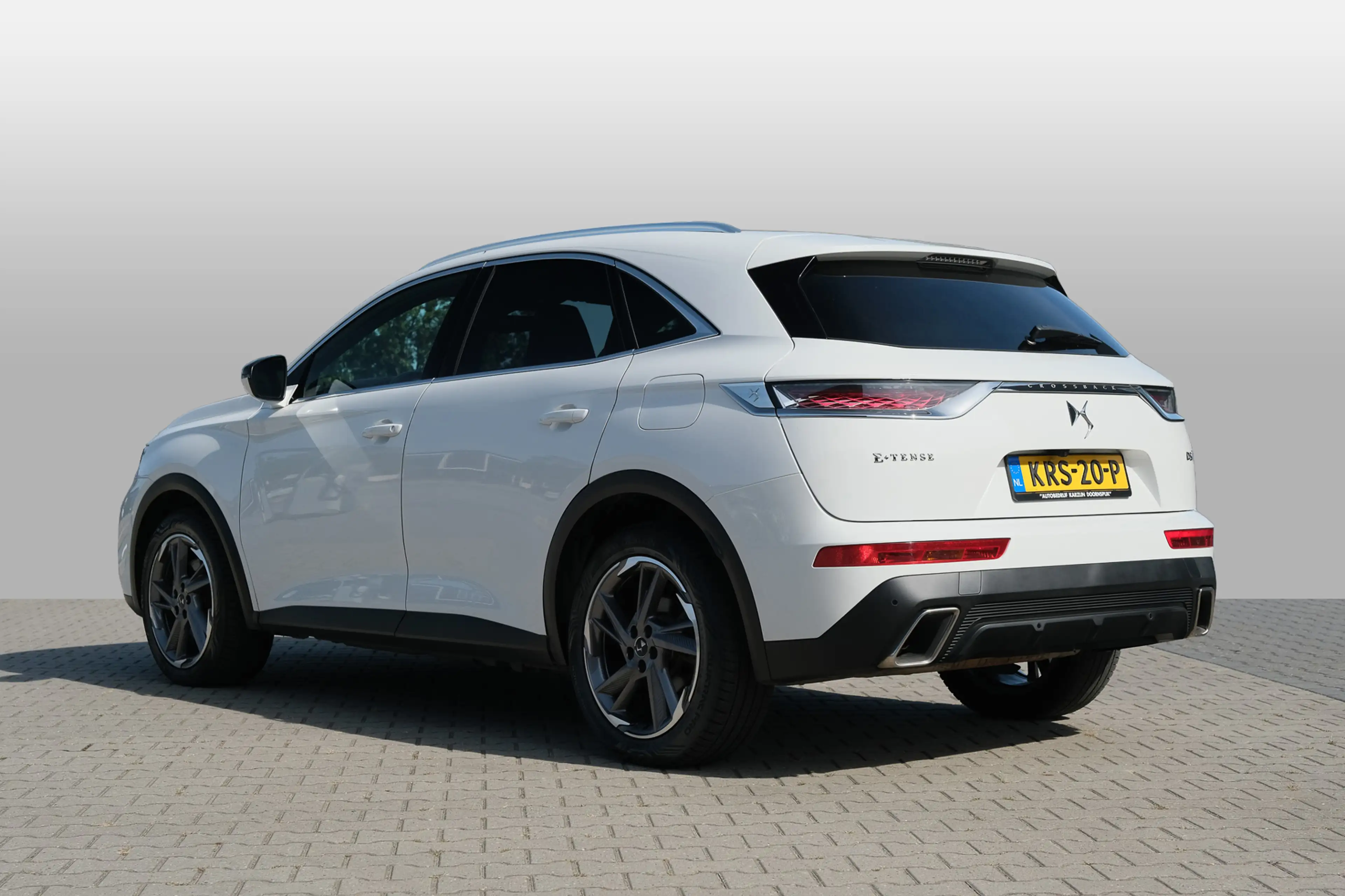 DS Automobiles DS 7 Crossback E-Tense Bastille+ — photo 4