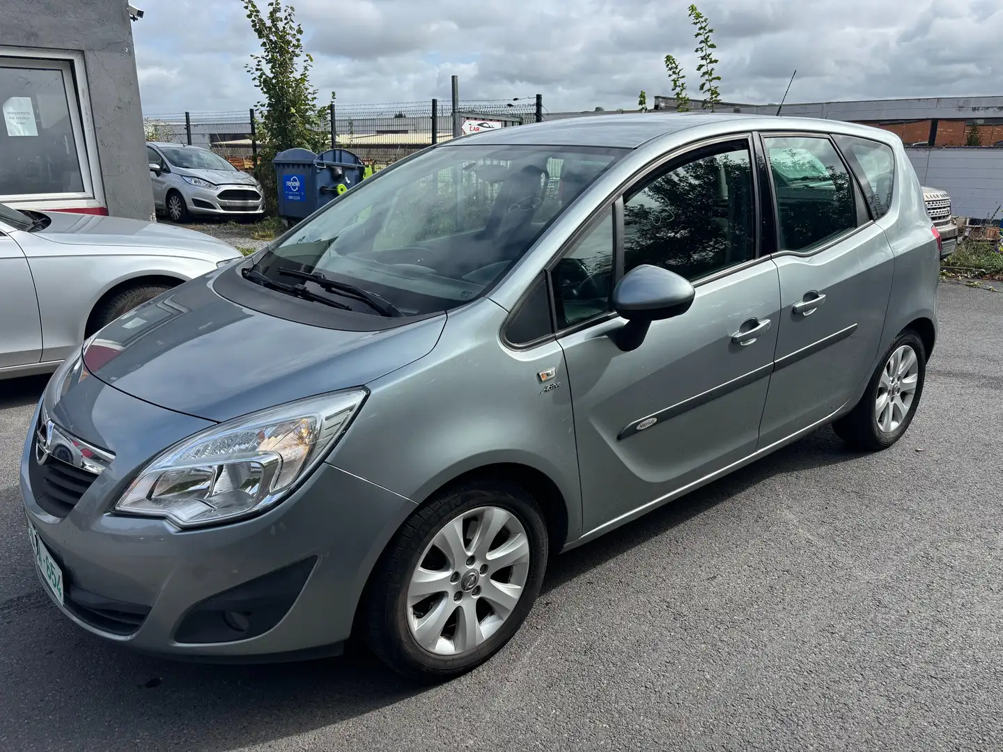 Opel Meriva Meriva 1.7 CDTi Active prête à imatriculer ! Gris - 2