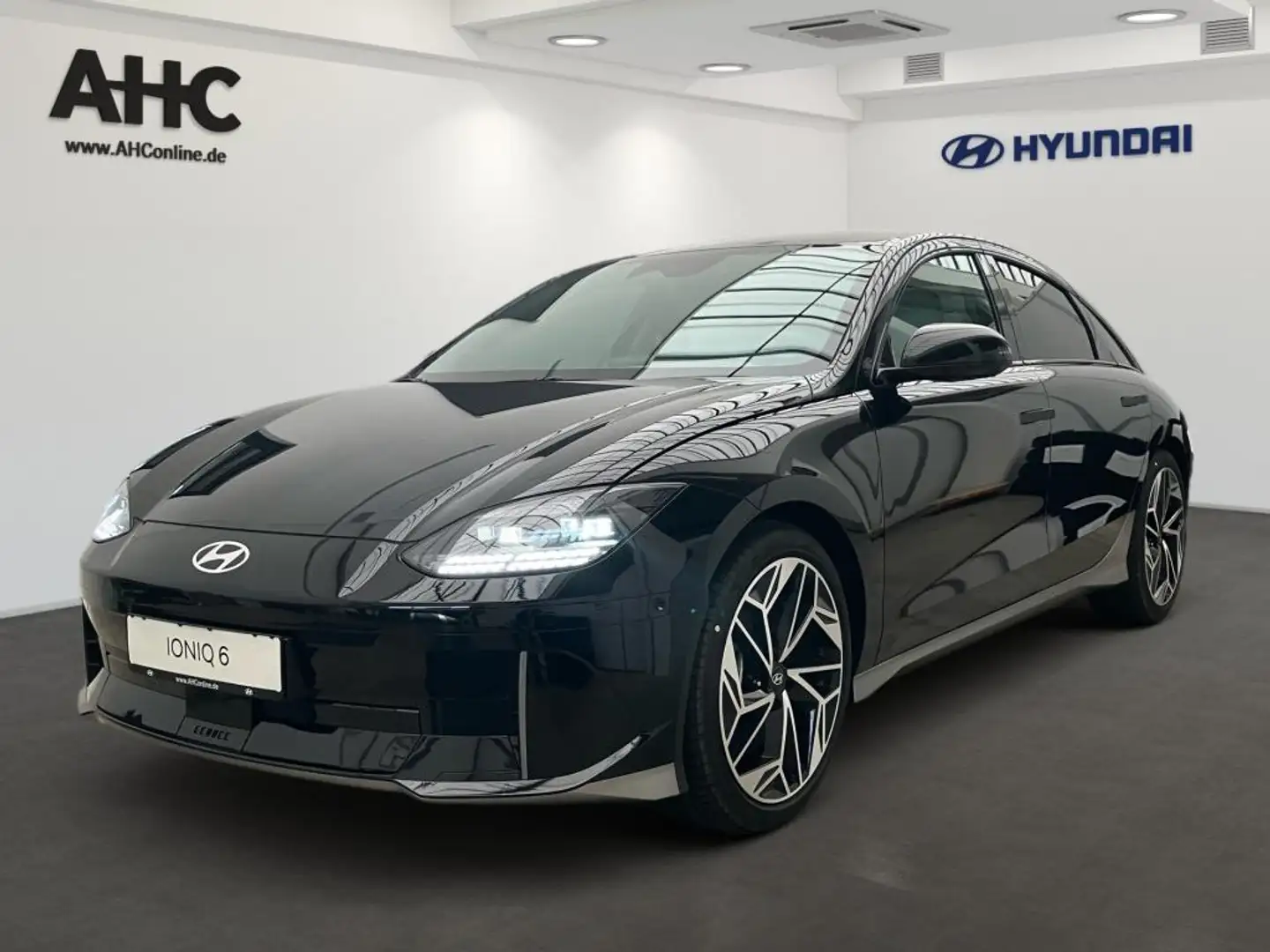 Hyundai IONIQ 6 2WD 77,4kWh Techniq HUD WPumpe 4xSHZ LM Schwarz - 1