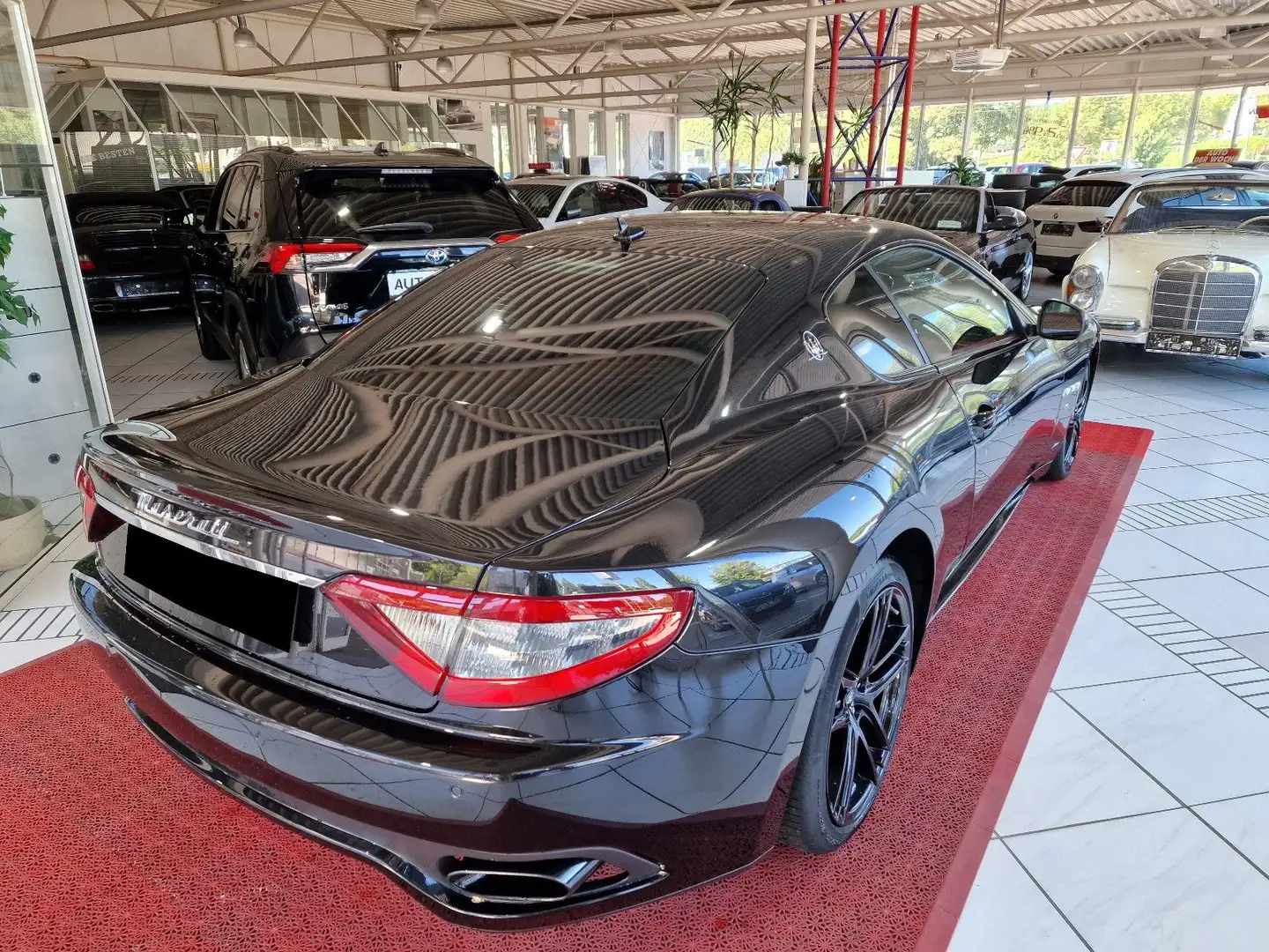 Maserati GranTurismo 4.7 V8 Sport Aut. NAVI LEDER BOSE Negru - 2