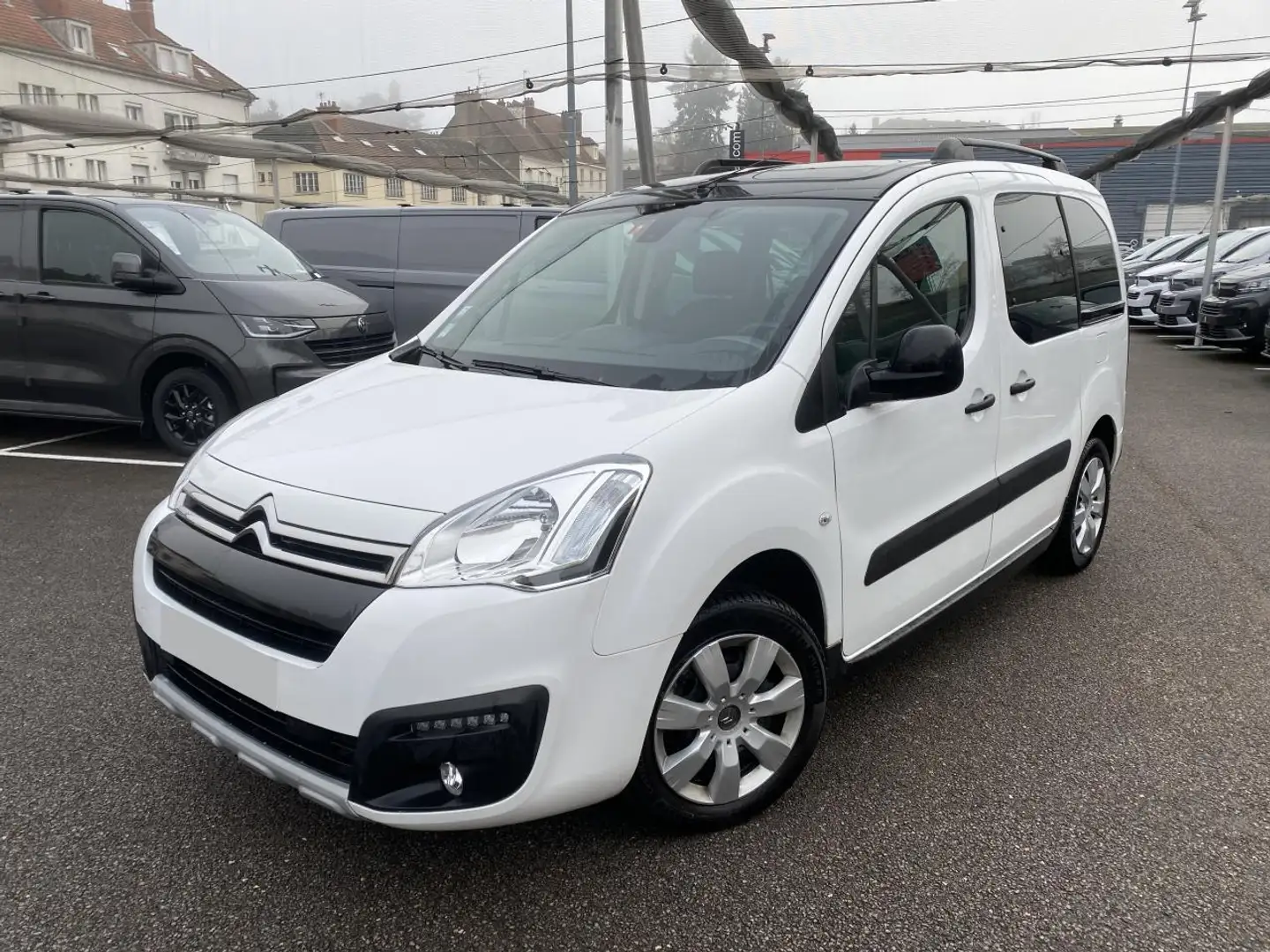 Citroen Berlingo II 1.6 BlueHDi 100 COMBI Feel Blanc - 2