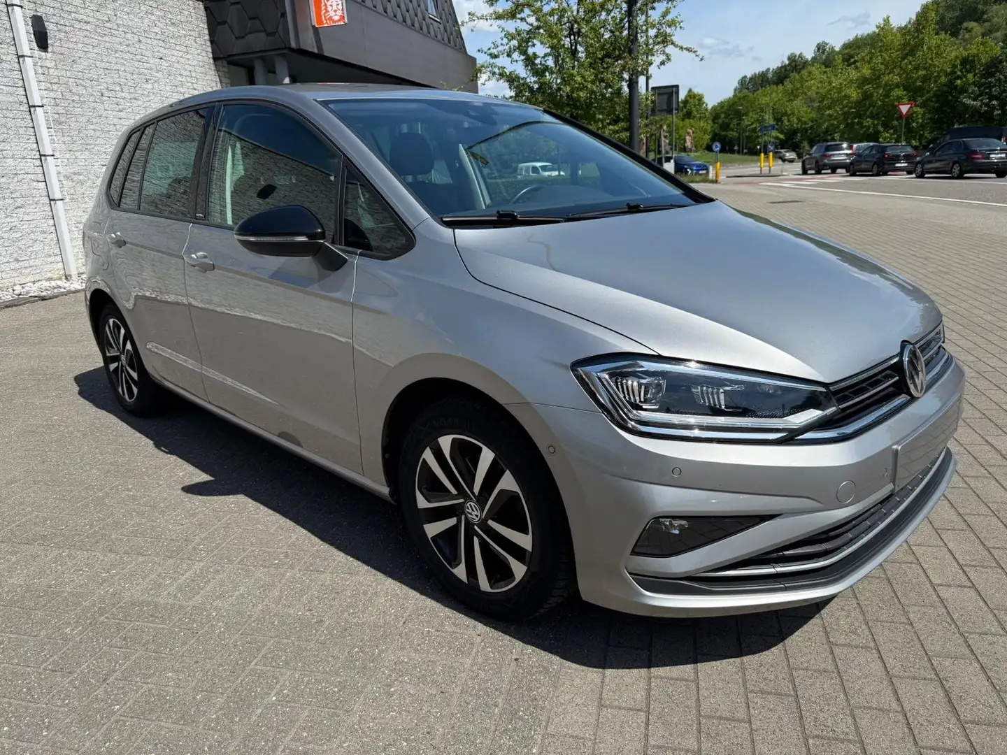 Volkswagen Golf Sportsvan Golf Sportsvan 1.5 TSI ACT IQ.Drive OPF DSG Gris - 2