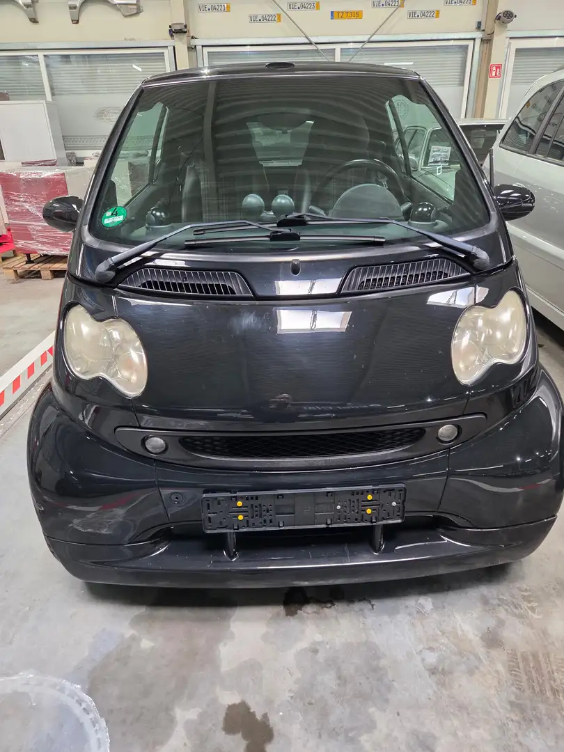 smart forTwo cabrio softtouch BRABUS Schwarz - 1