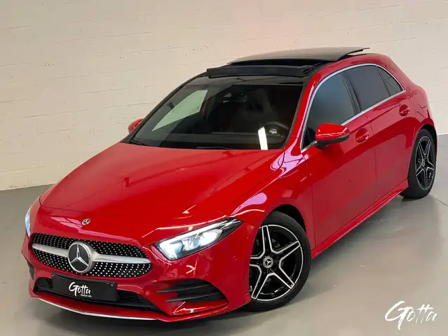 Mercedes-Benz A 200 163CH B. AUTOMATIQUE**AMG LINE INT-EXT/CAMERA/TOIT OUVRANT PANORAMIQUE/JANTES 18 POUCES/ 12M GARANTIE