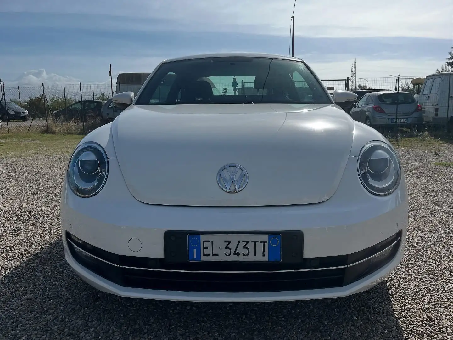 Volkswagen Maggiolino 1.6 tdi Design 105cv - 2