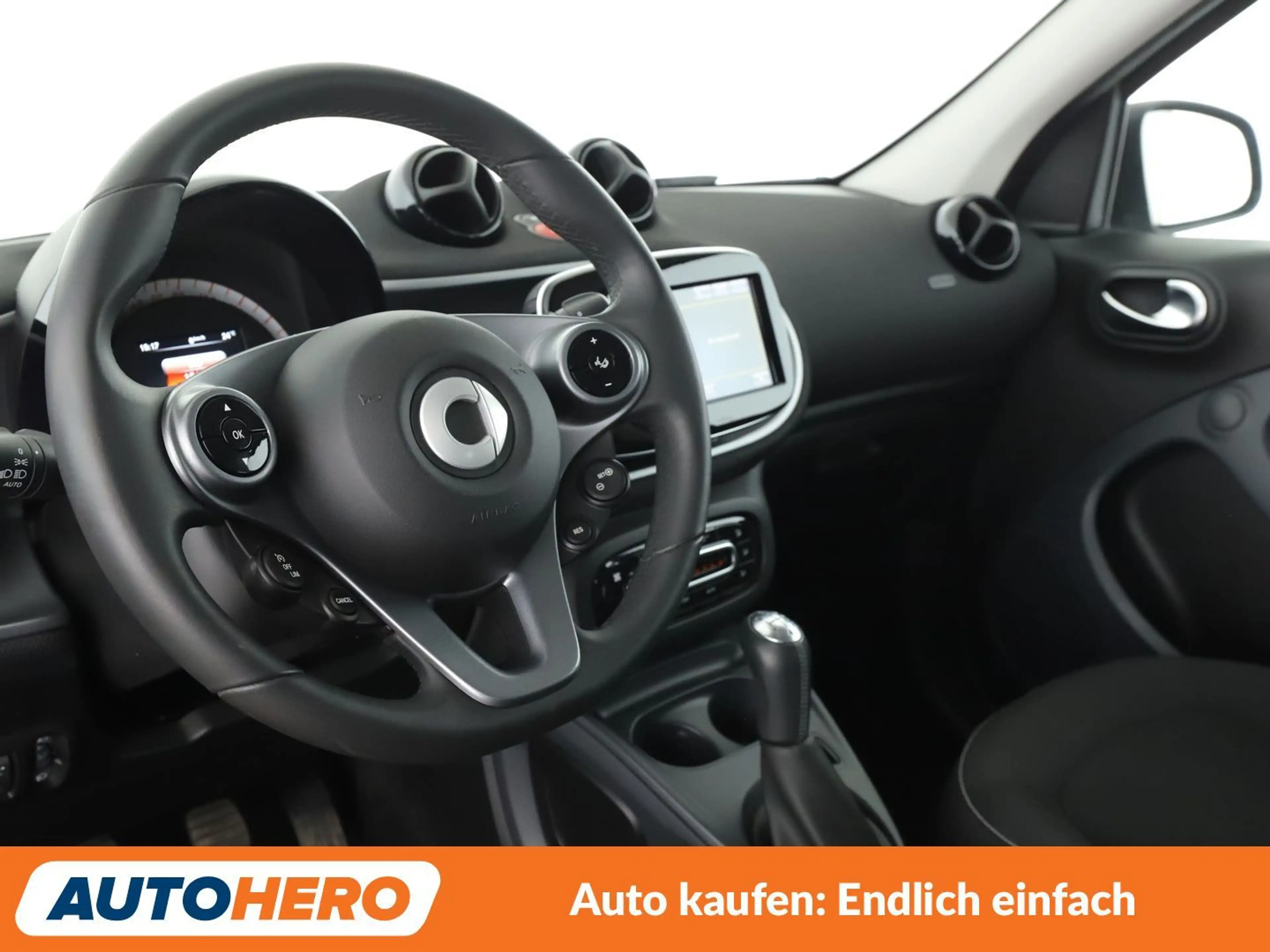 smart forFour 1.0 passion *NAVI*TEMPO*PDC*SHZ*KLIMA* — photo 11