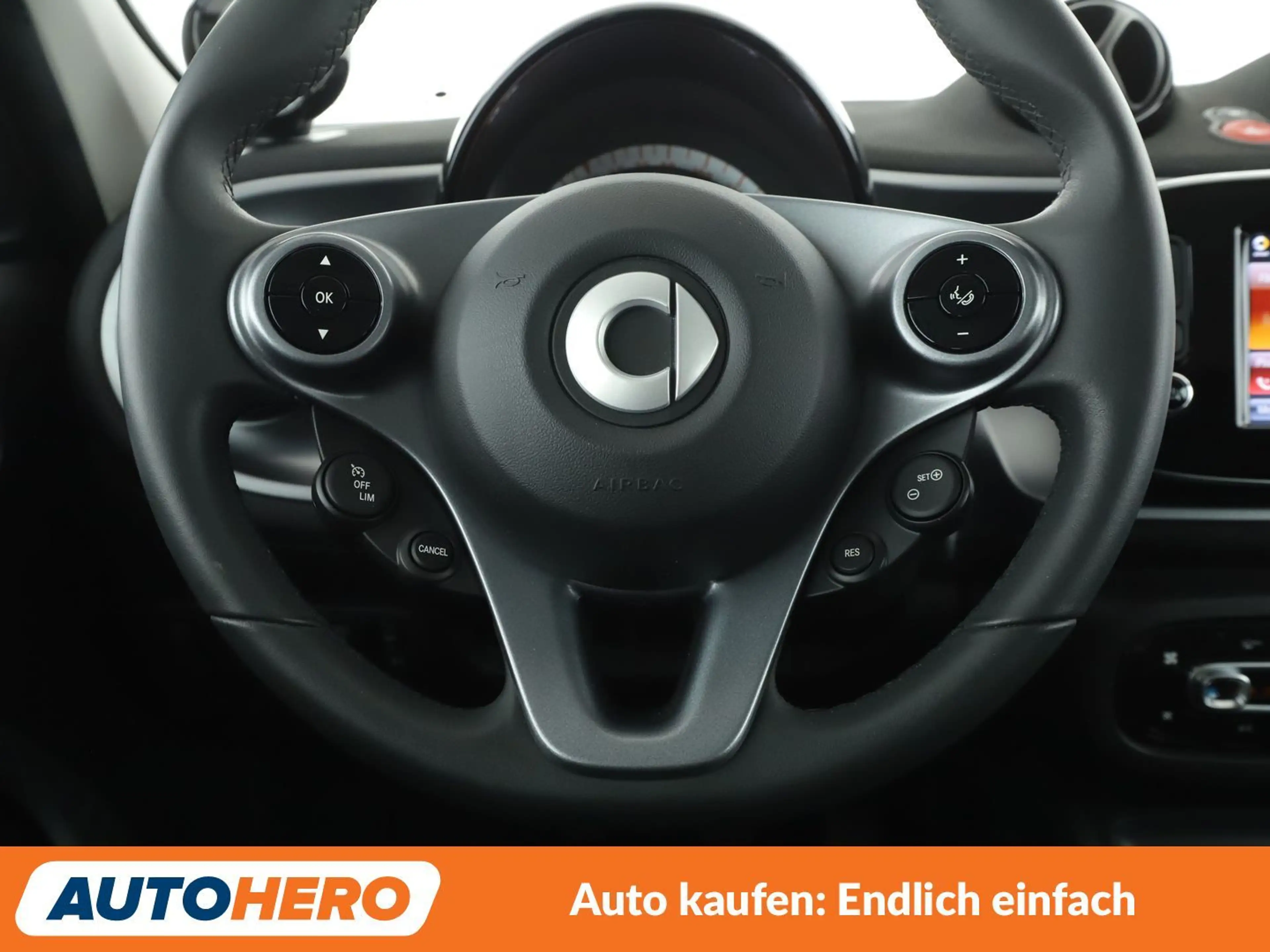 smart forFour 1.0 passion *NAVI*TEMPO*PDC*SHZ*KLIMA* — photo 19