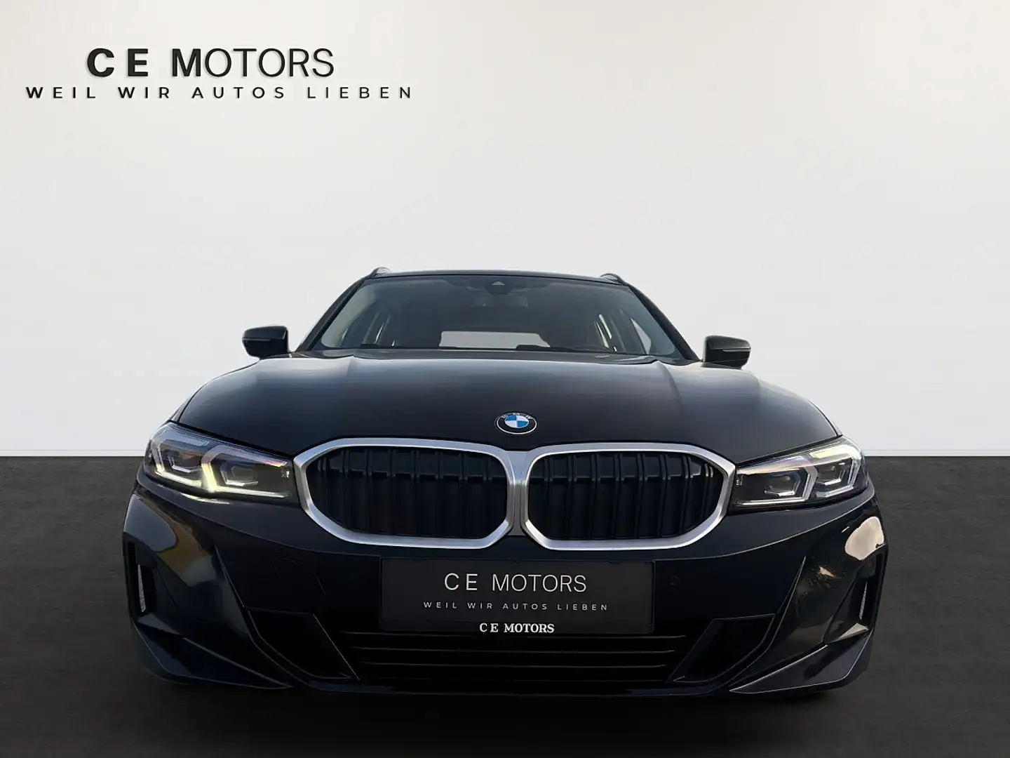 BMW 318 d 48 V Touring | Curved Display |  AHK Schwarz - 2