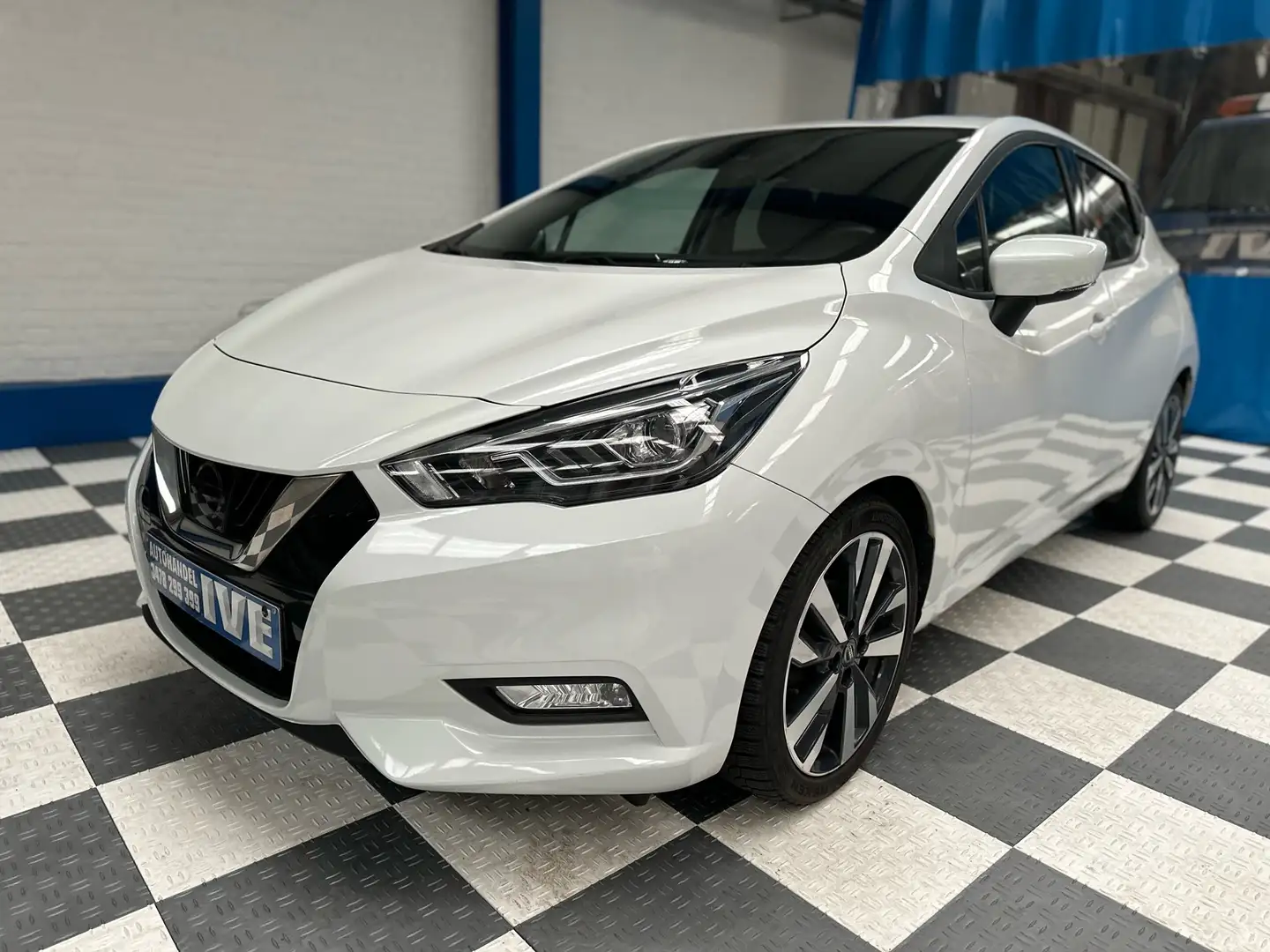 Nissan Micra 1.0 IG-T Tekna Blanco - 1
