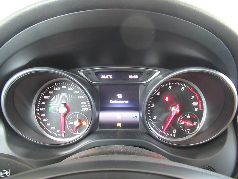 Mercedes-Benz CLA 180 d Shooting Brake *Teilledersitze *Navigationssy... — photo 15