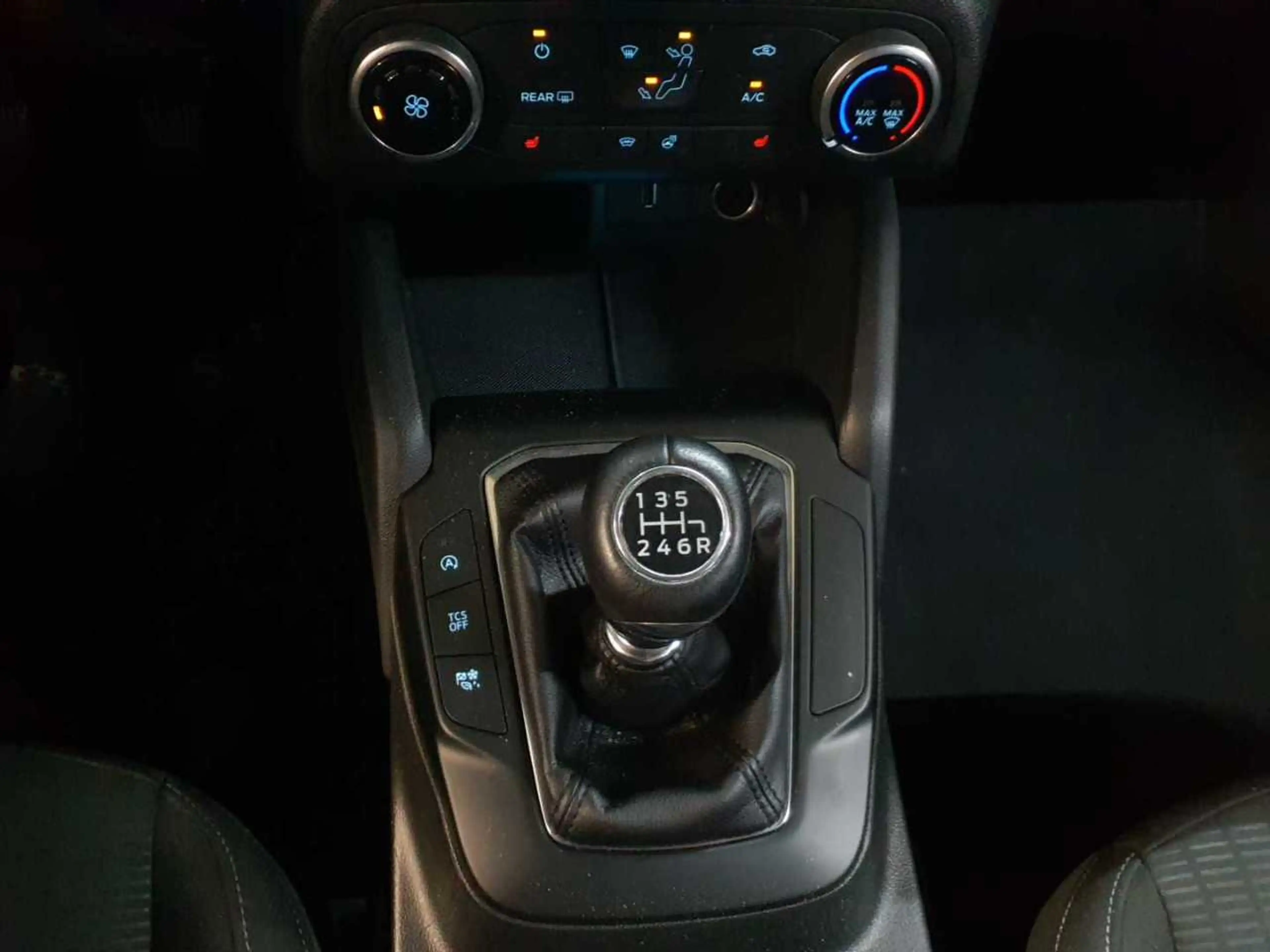 Ford Focus Focus 1.0 EcoBoost Start-Stopp-System TREND — photo 10