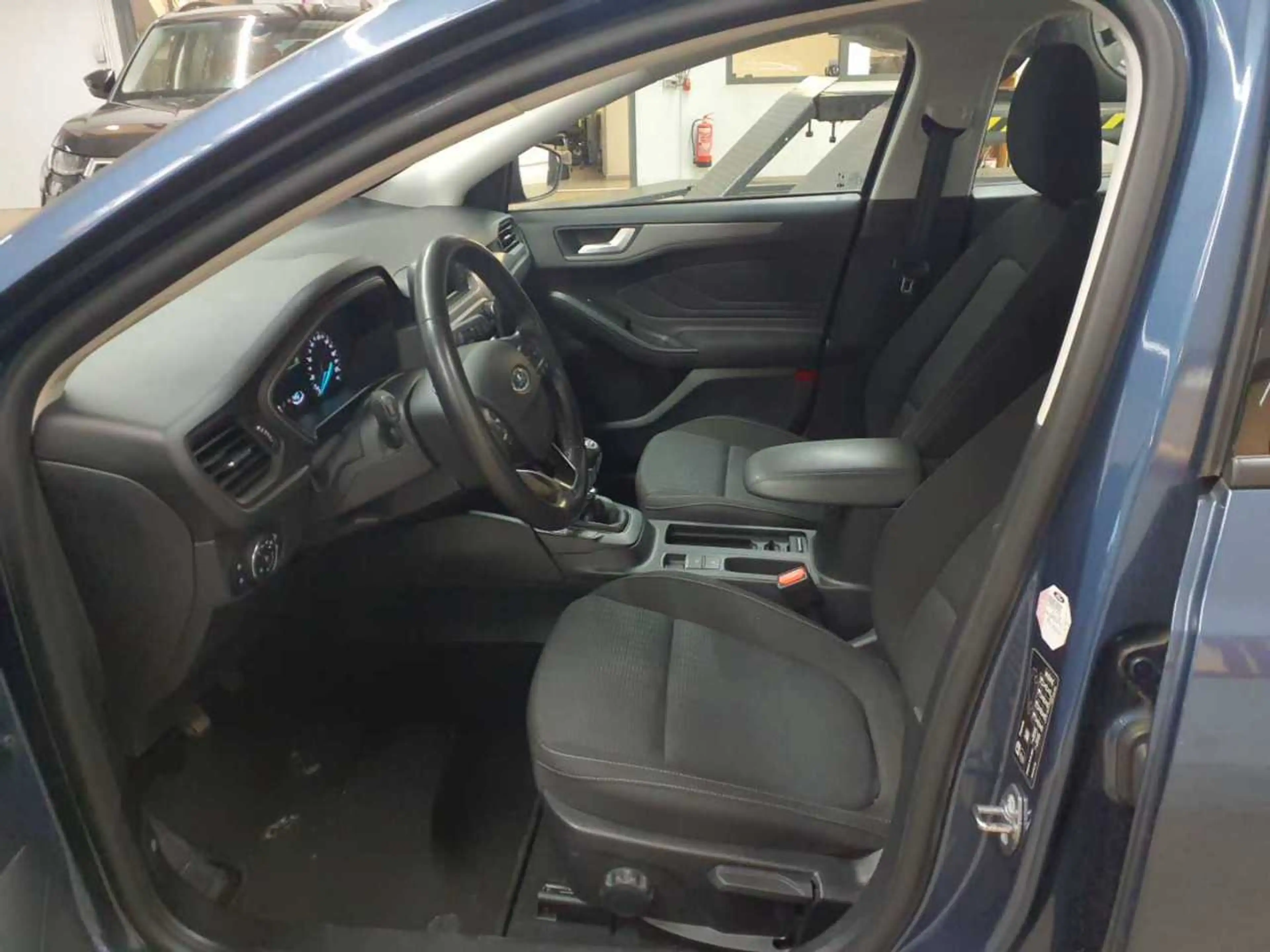 Ford Focus Focus 1.0 EcoBoost Start-Stopp-System TREND — photo 7