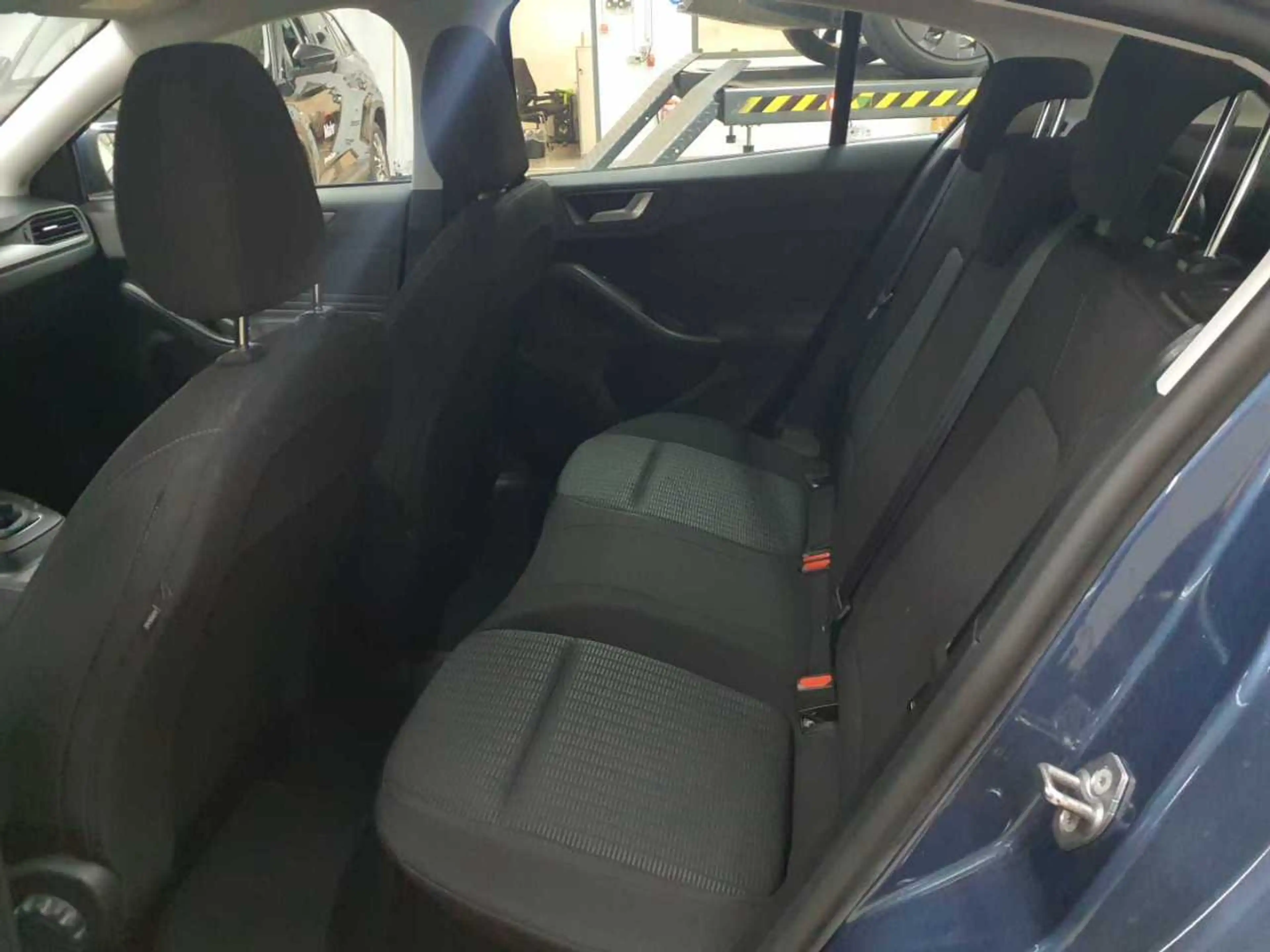 Ford Focus Focus 1.0 EcoBoost Start-Stopp-System TREND — photo 13