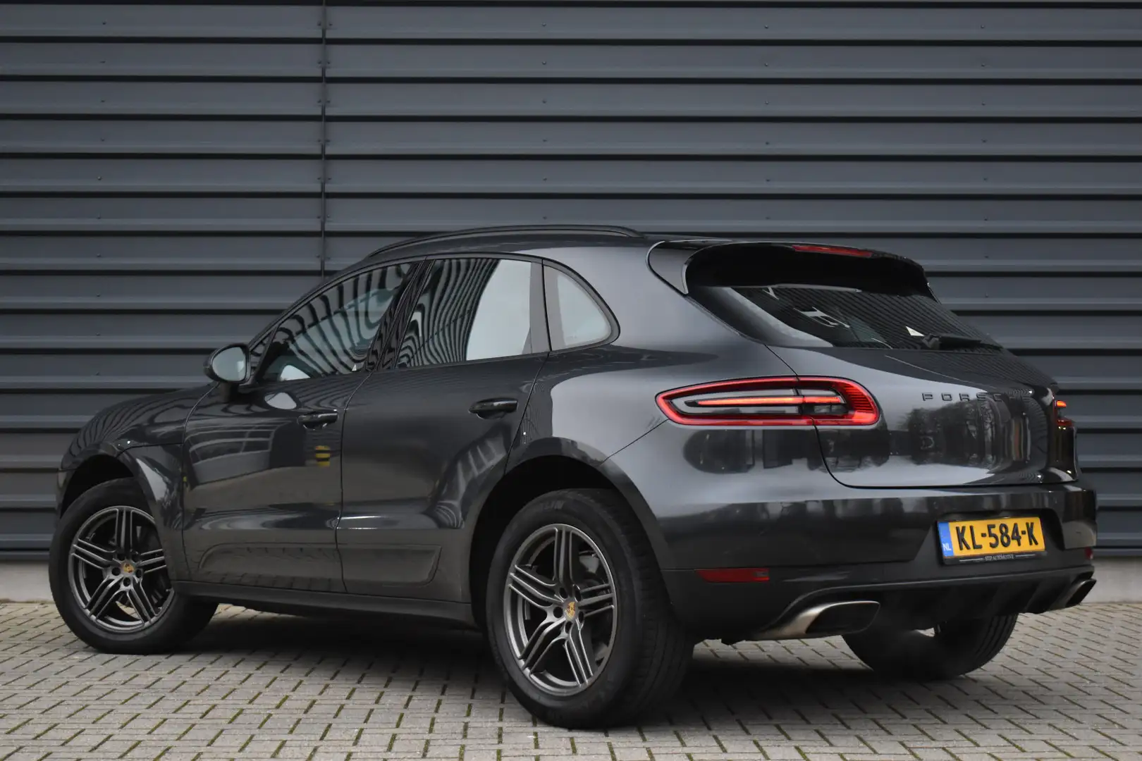 Porsche Macan 2.0 PDK | Camera | Comfortstoelen 14-wegs | Adapti Gris - 2