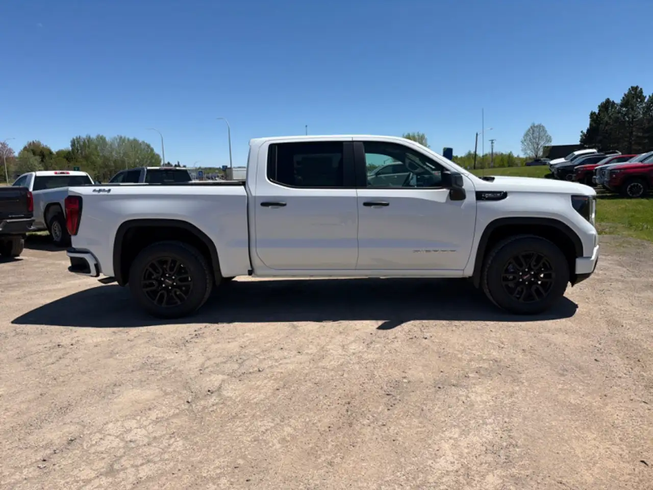 GMC Sierra 1500 снимка GMC Sierra 1500