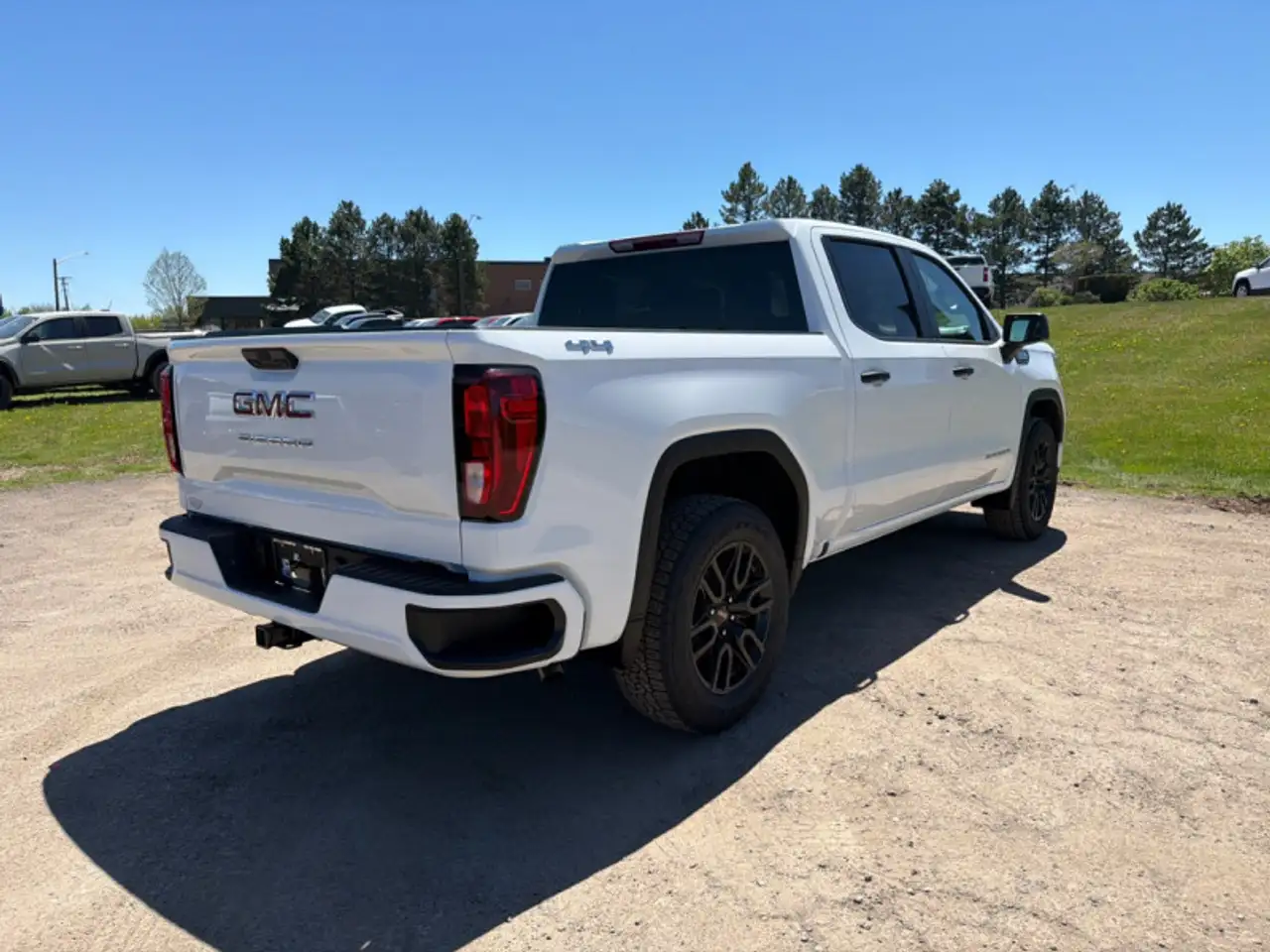 GMC Sierra 1500 снимка GMC Sierra 1500