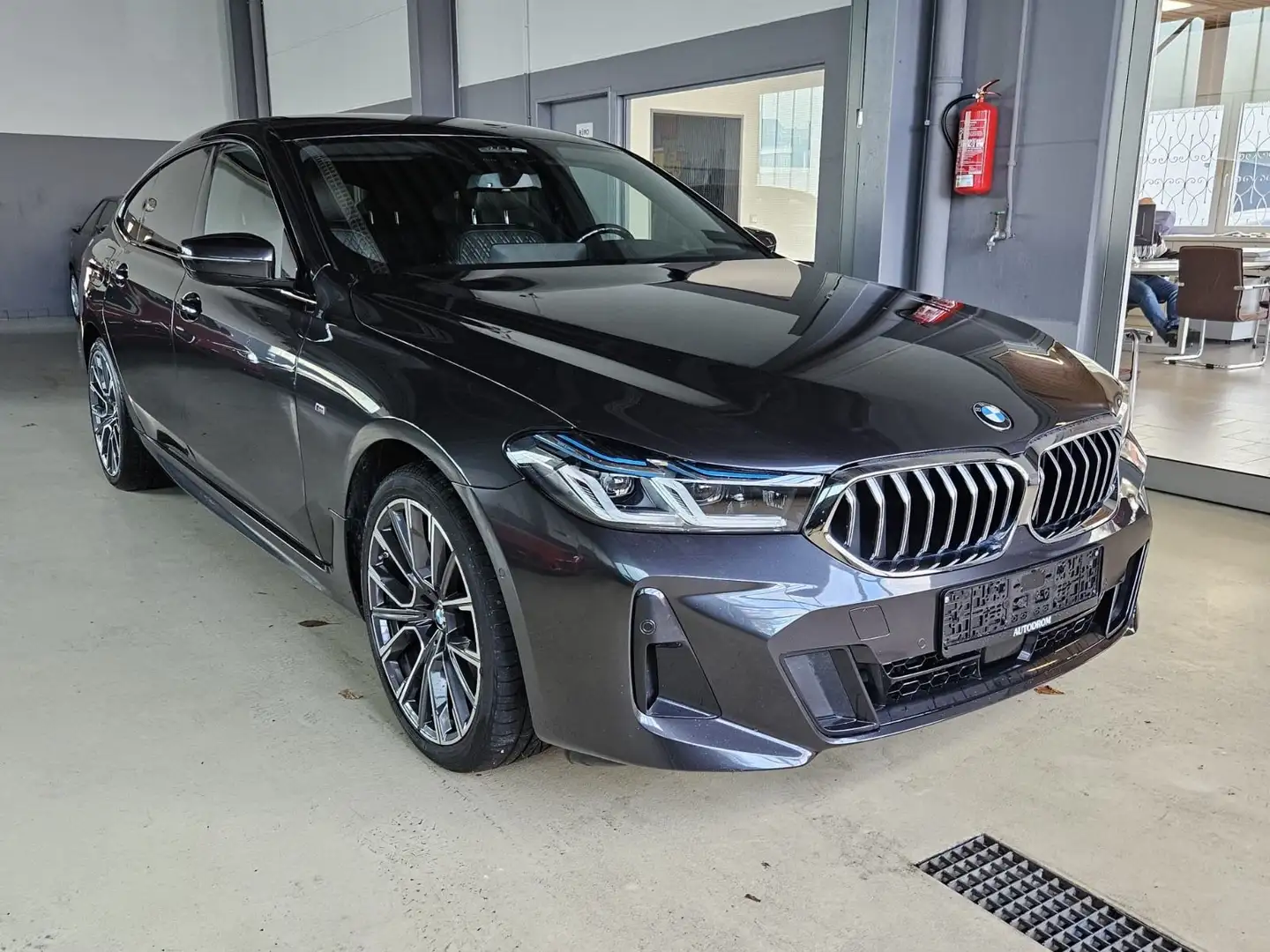 BMW 640 640 xDrive GT M-Sport+Komfortsitze+ACC+AHK Grau - 1