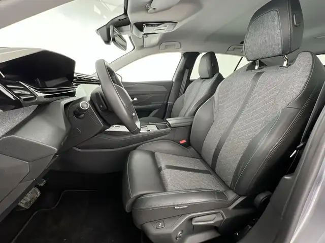Peugeot 408 view 8