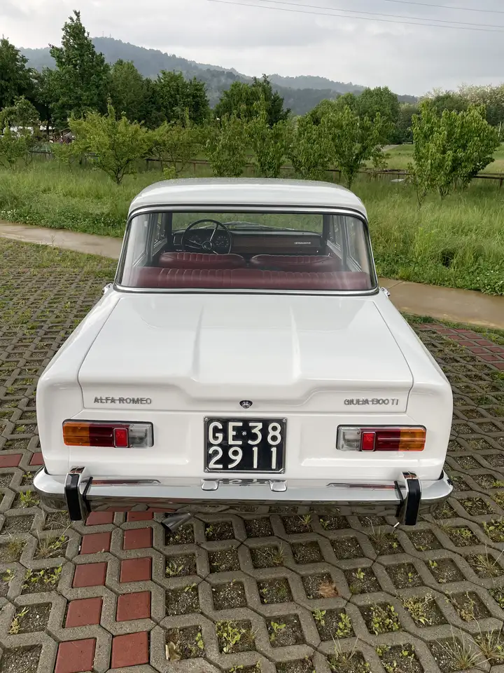 Alfa Romeo Giulia 1.3 TI, foto 2