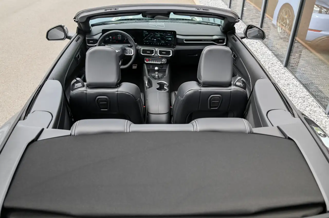 Ford Mustang Cabrio 5.0 V8 GT B&O *Nite Pony Styling* 10