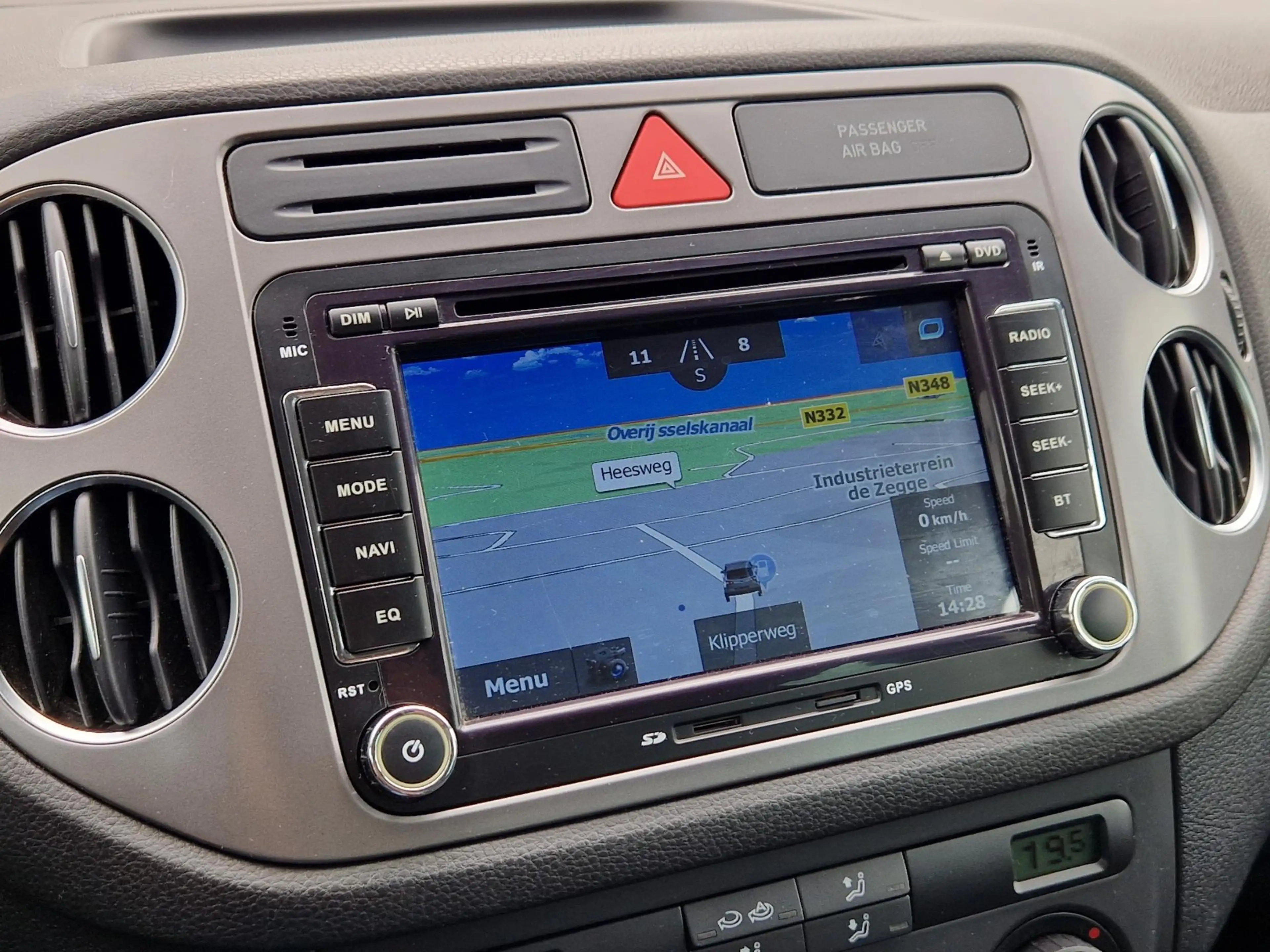 Volkswagen Tiguan 2.0 TSI Sport&Style 4Motion 2200 TREKGEWICHT! — photo 16