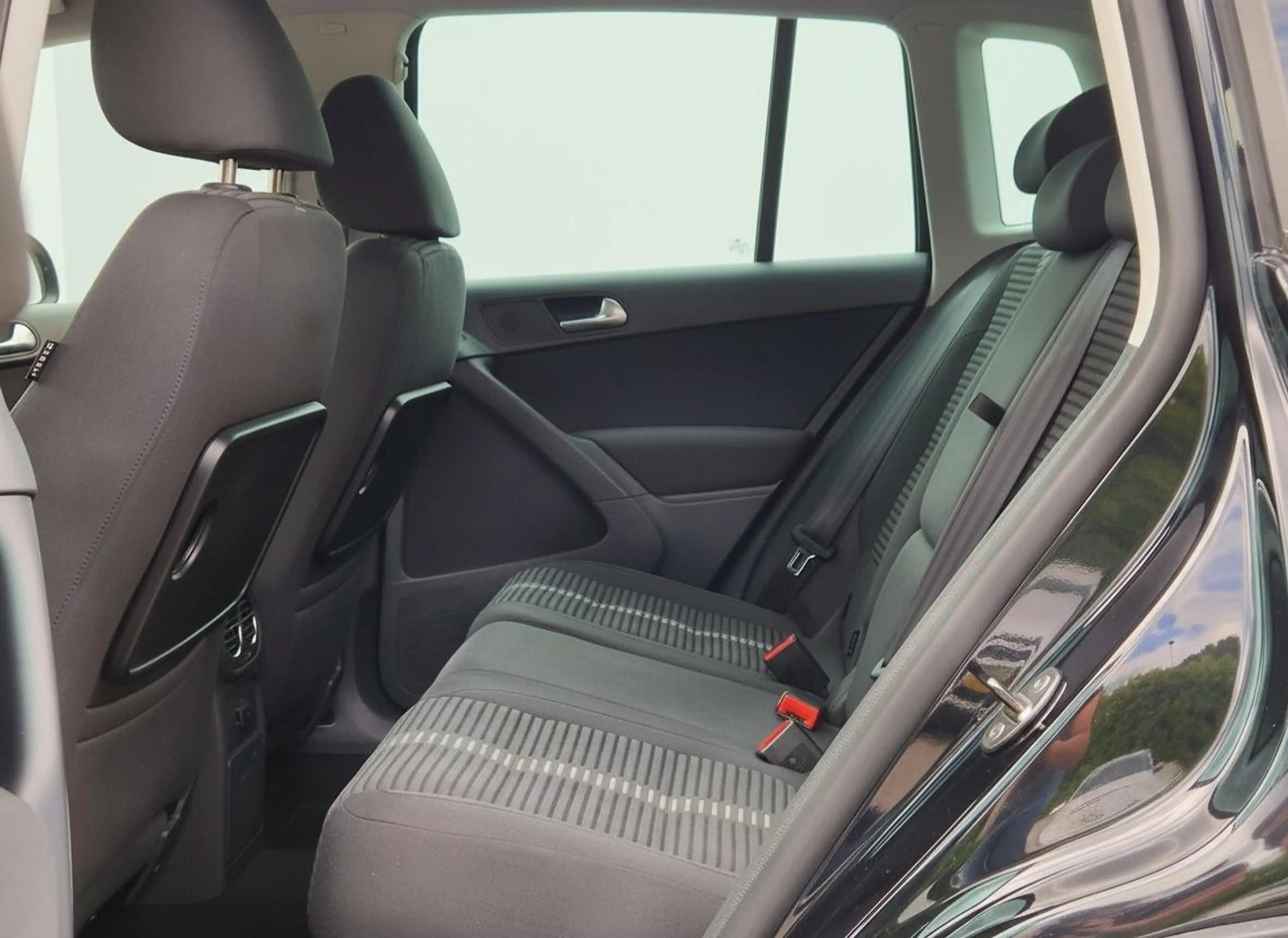 Volkswagen Tiguan 2.0 TSI Sport&Style 4Motion 2200 TREKGEWICHT! — photo 8