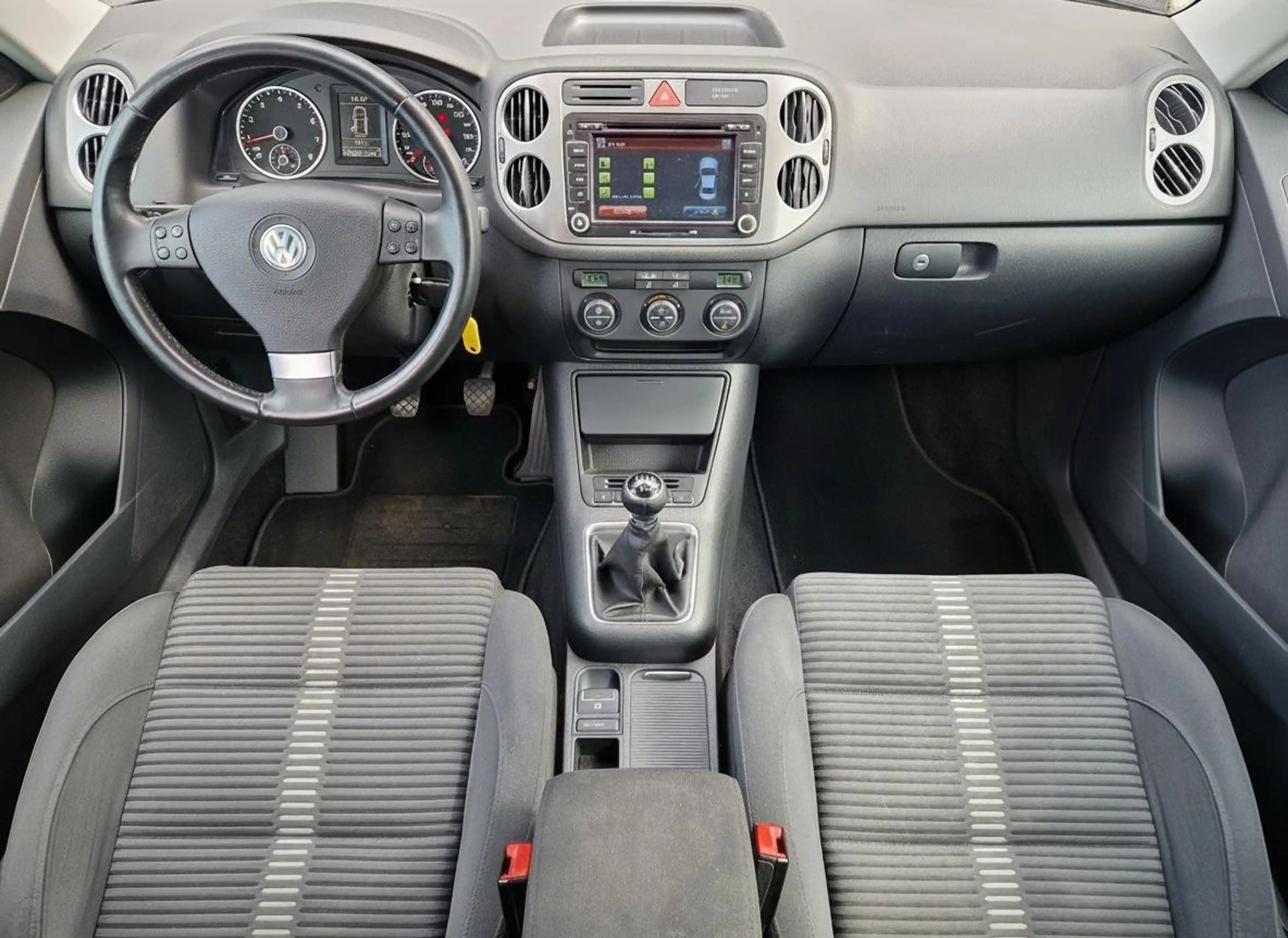 Volkswagen Tiguan 2.0 TSI Sport&Style 4Motion 2200 TREKGEWICHT! — photo 9