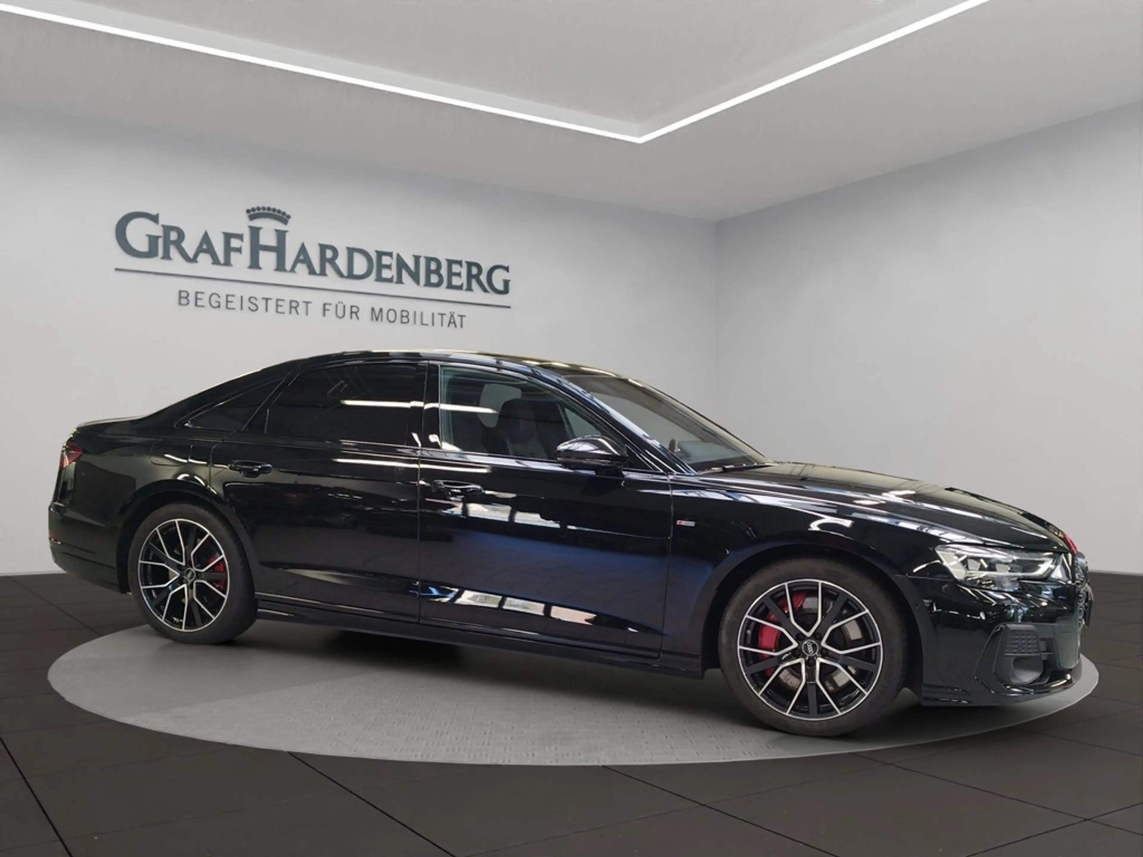 Audi A8 60 TFSIe qu. S line Matrix B&O 360° ACC Pano — photo 6