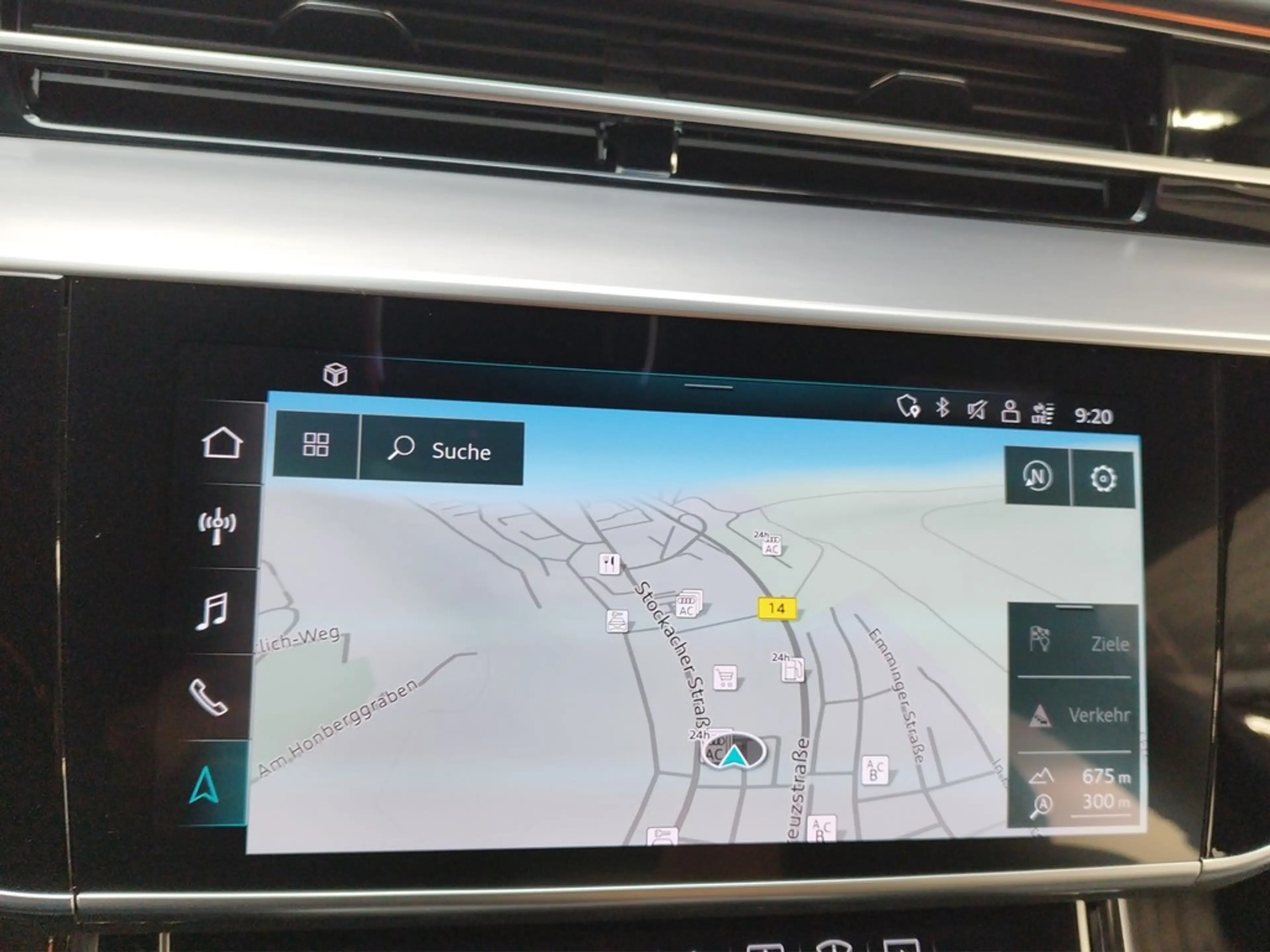 Audi A8 60 TFSIe qu. S line Matrix B&O 360° ACC Pano — photo 13