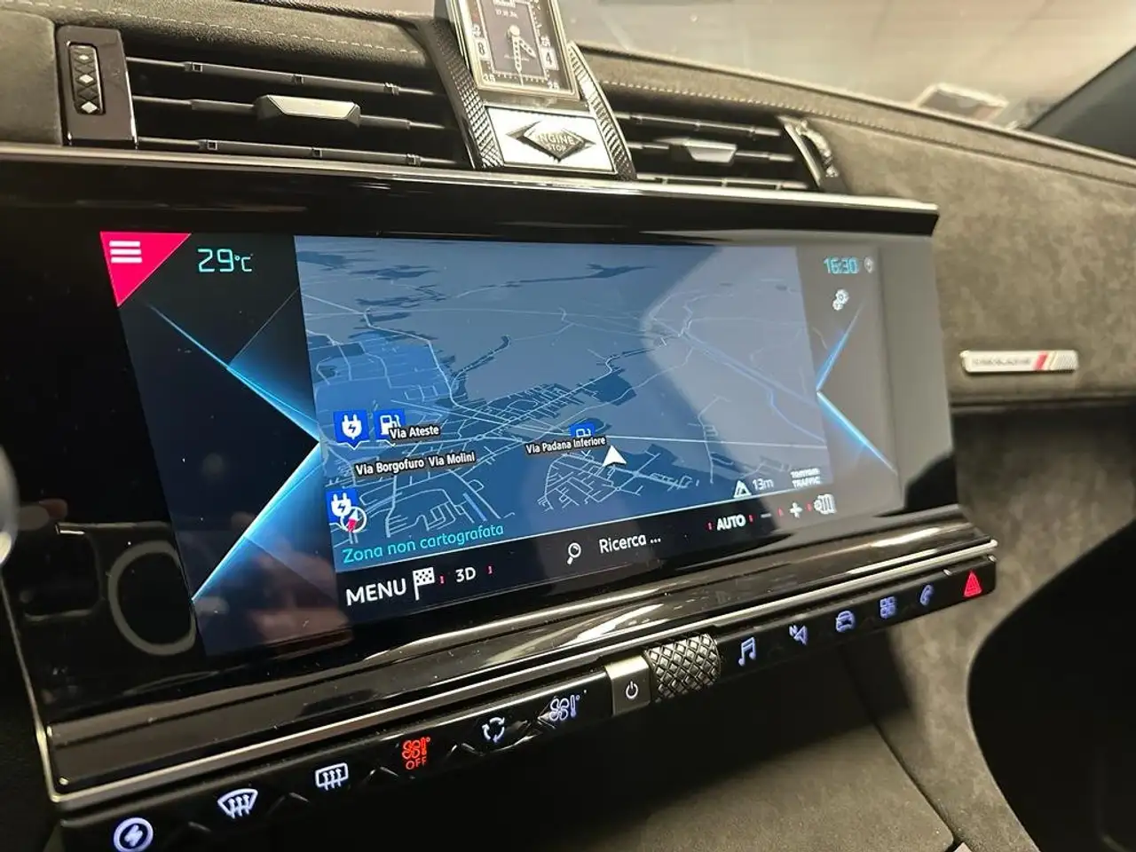 DS Automobiles DS 7 DS7 1.6 e-tense phev Performance Line 225cv auto 13