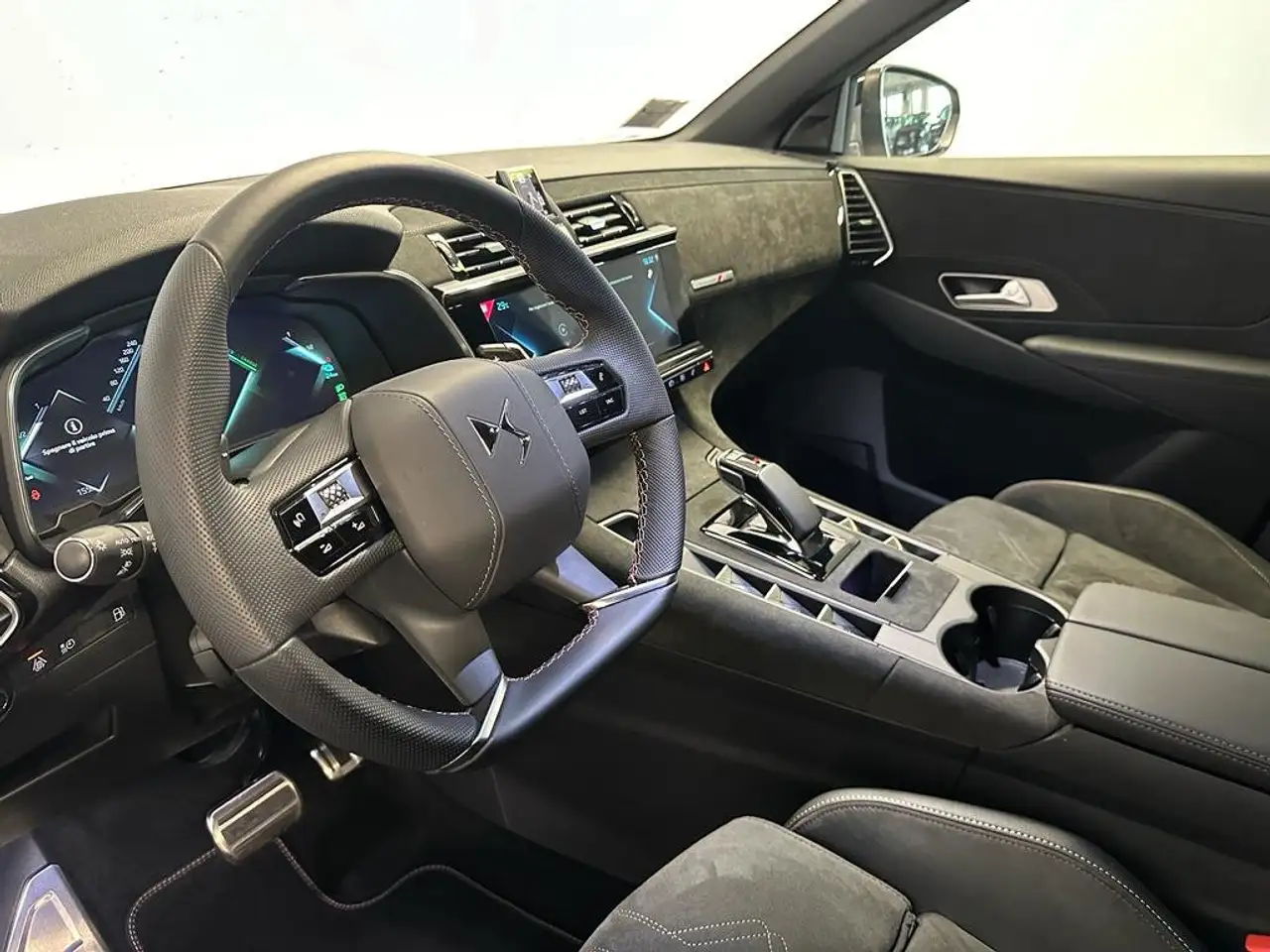 DS Automobiles DS 7 DS7 1.6 e-tense phev Performance Line 225cv auto 8